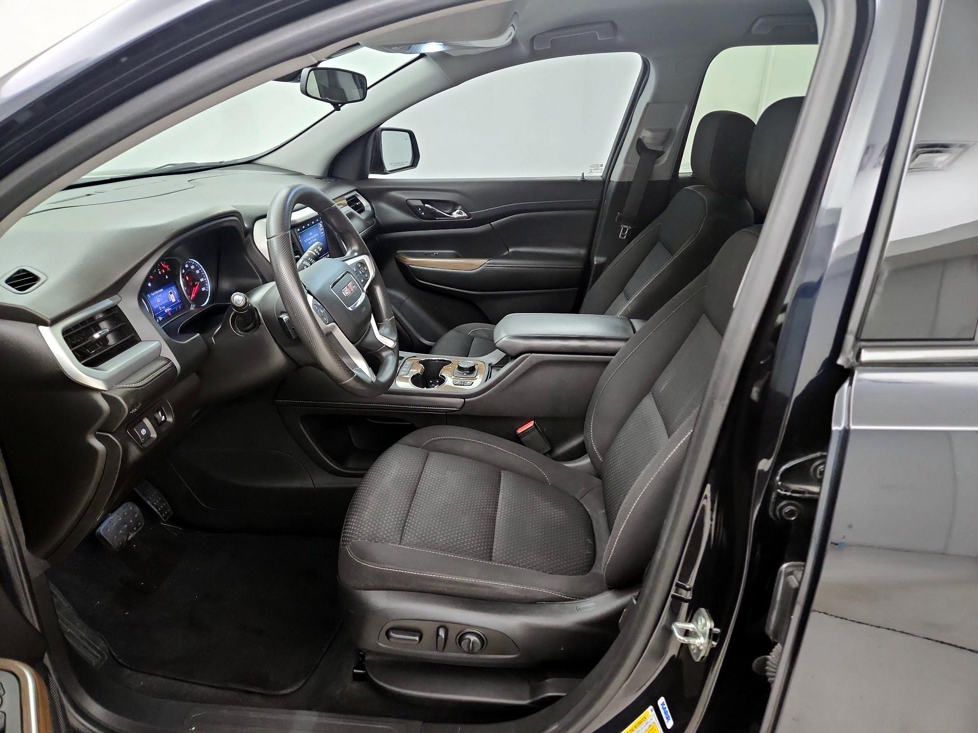 Thumbnail: 2022 GMC Acadia - 11