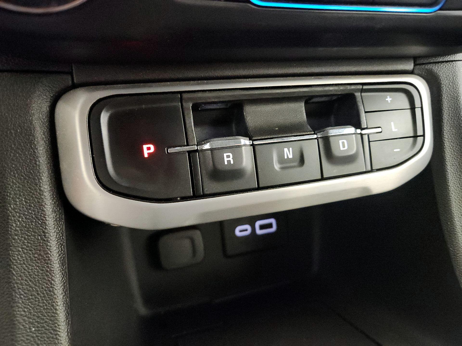 Thumbnail: 2022 GMC Acadia - 17