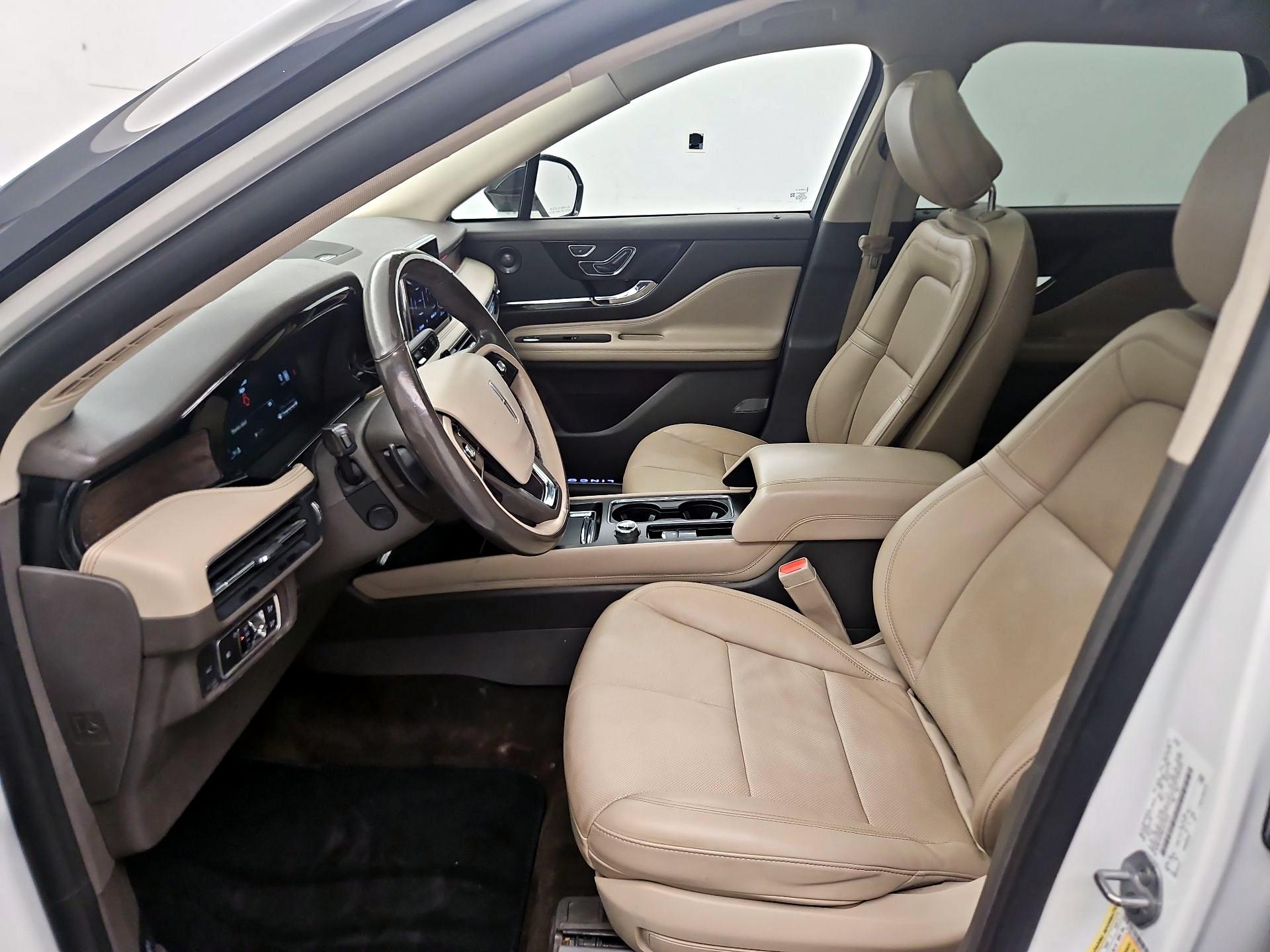 Thumbnail: 2020 Lincoln Corsair - 11