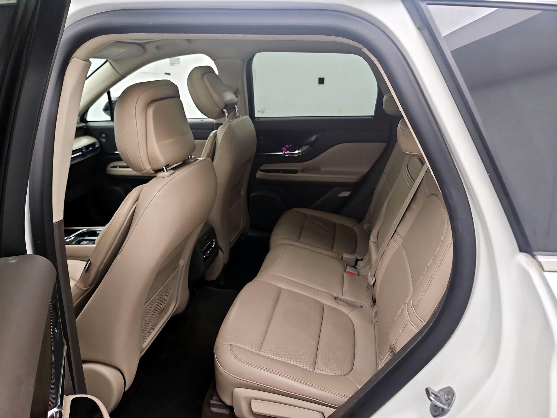 Thumbnail: 2020 Lincoln Corsair - 20