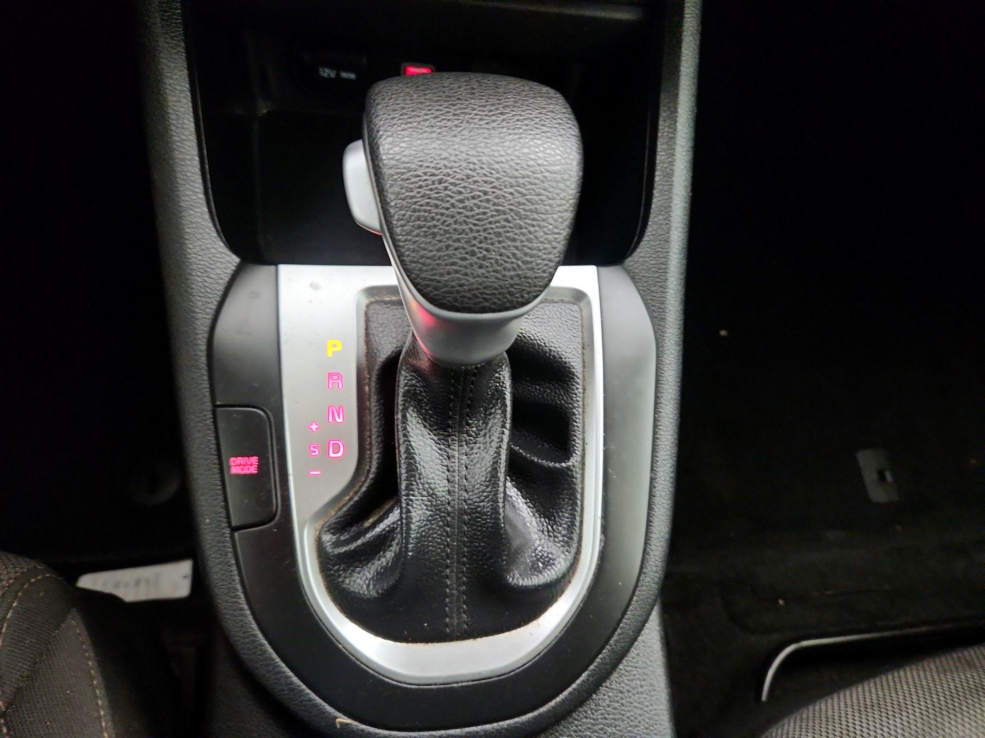 Thumbnail: 2024 Kia Forte - 17