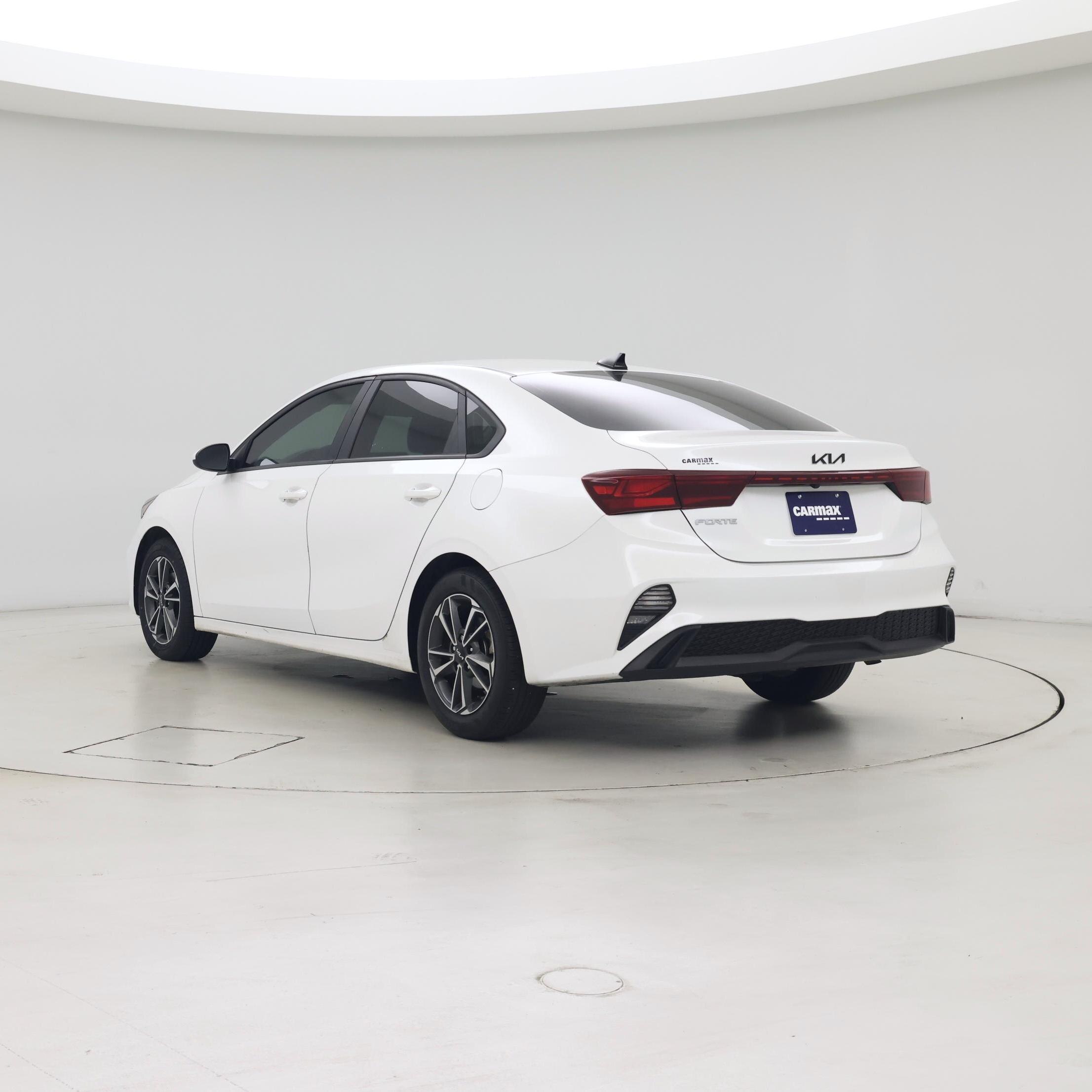 Thumbnail: 2024 Kia Forte - 2