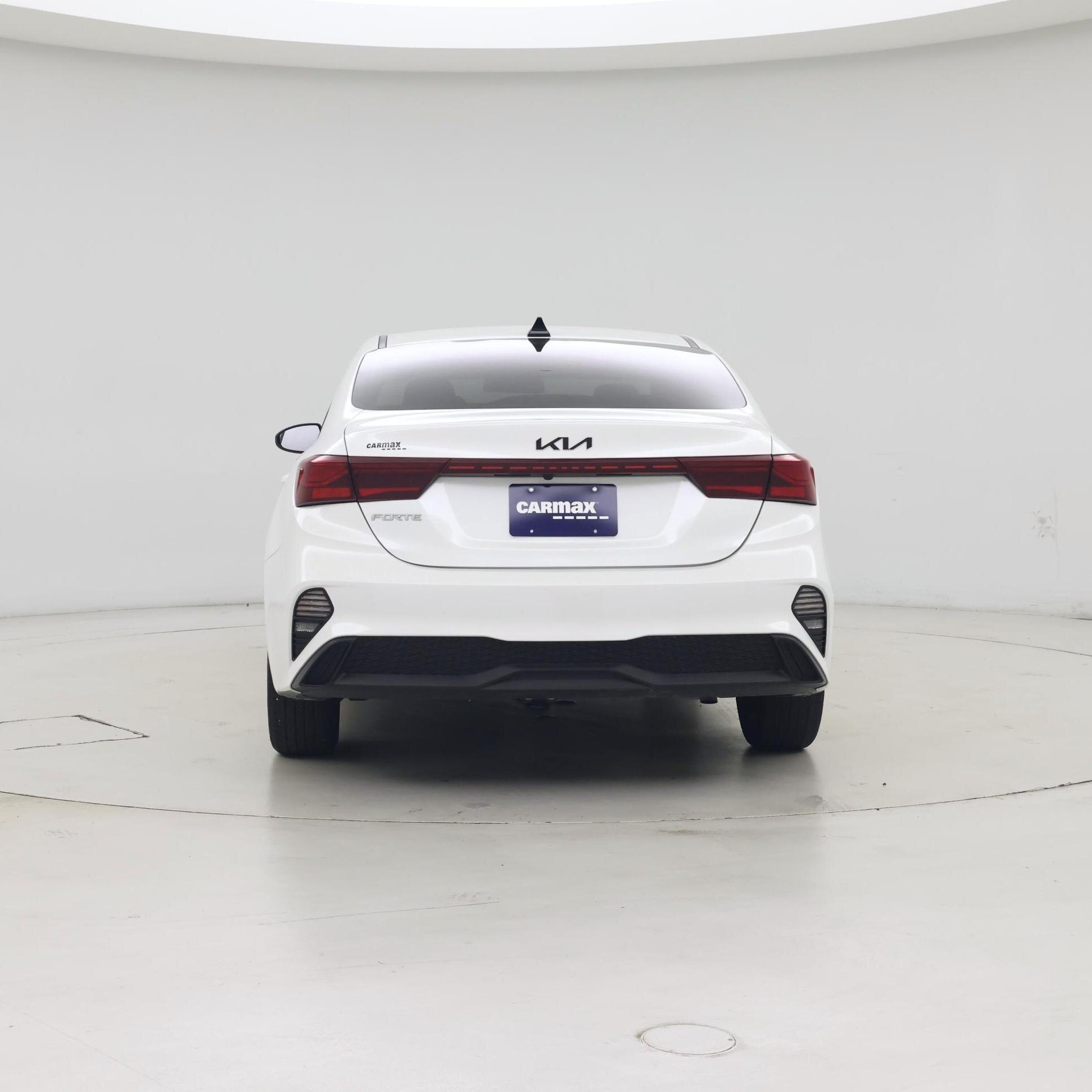 Thumbnail: 2024 Kia Forte - 6