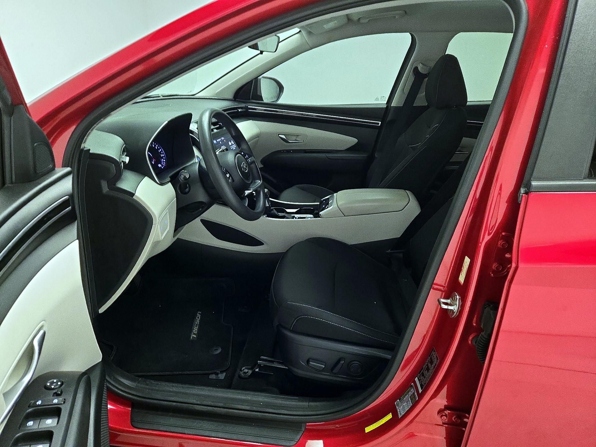 Thumbnail: 2022 Hyundai Tucson - 11