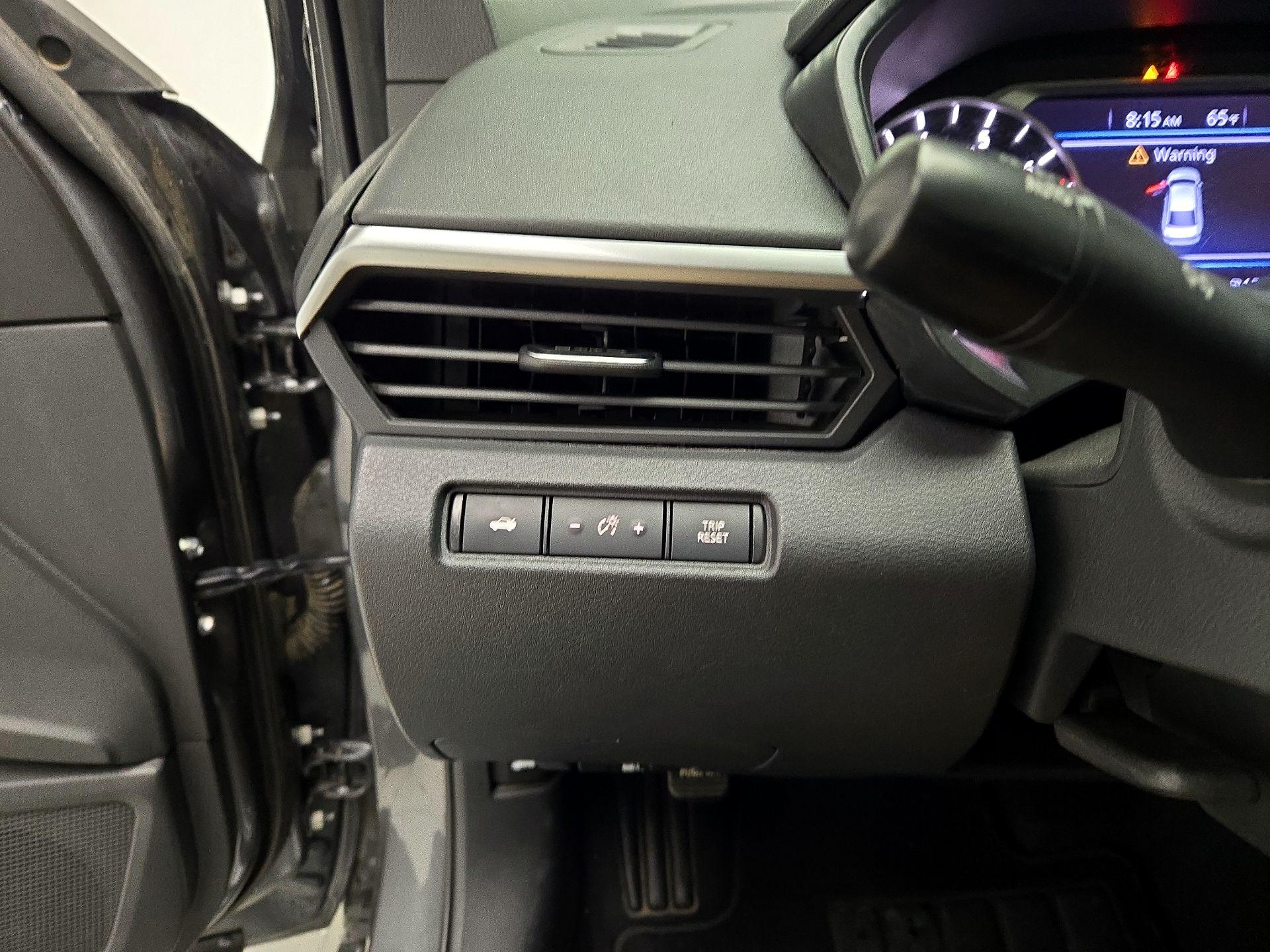 Thumbnail: 2021 Nissan Altima - 13