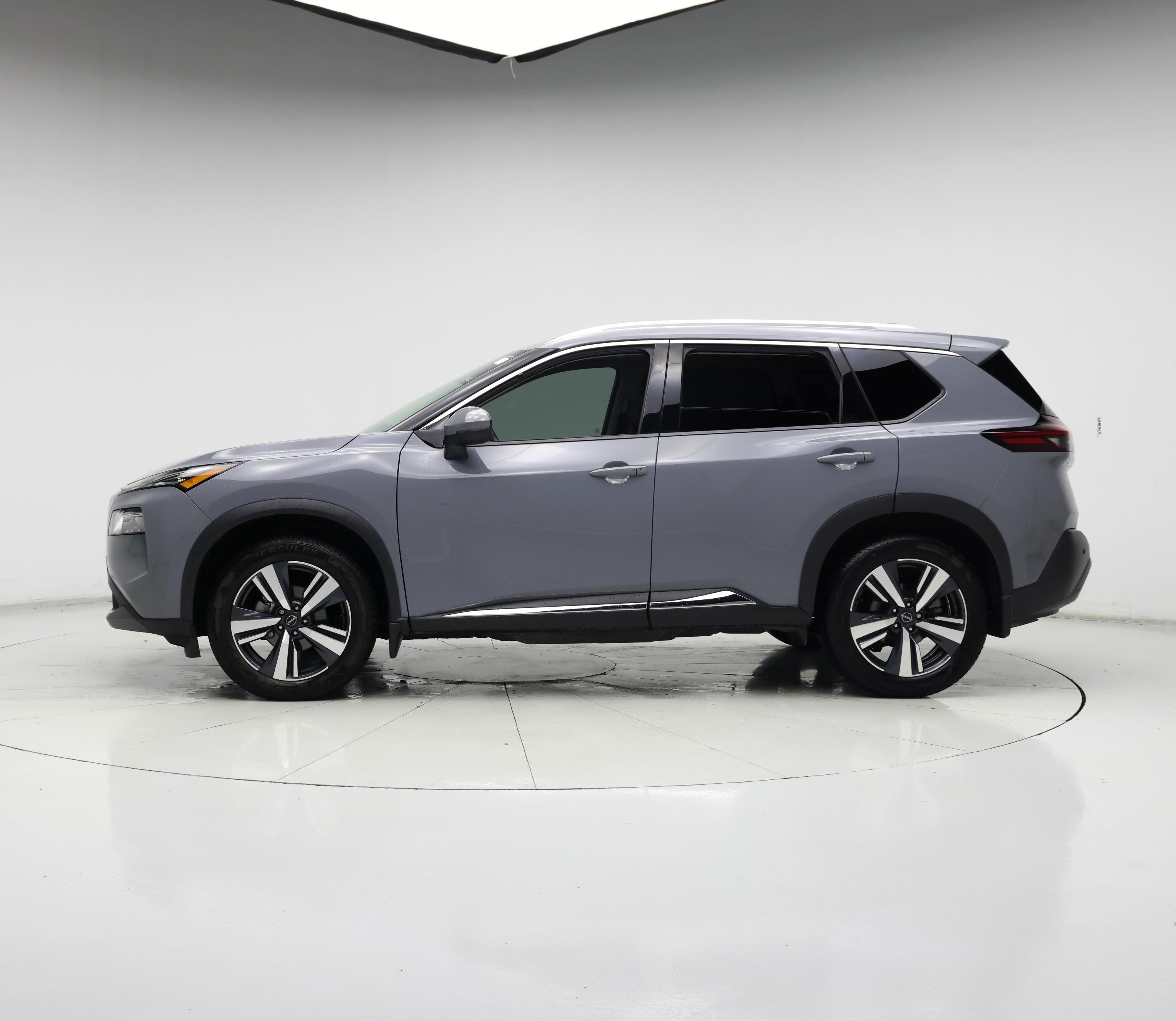 Thumbnail: 2023 Nissan Rogue - 3