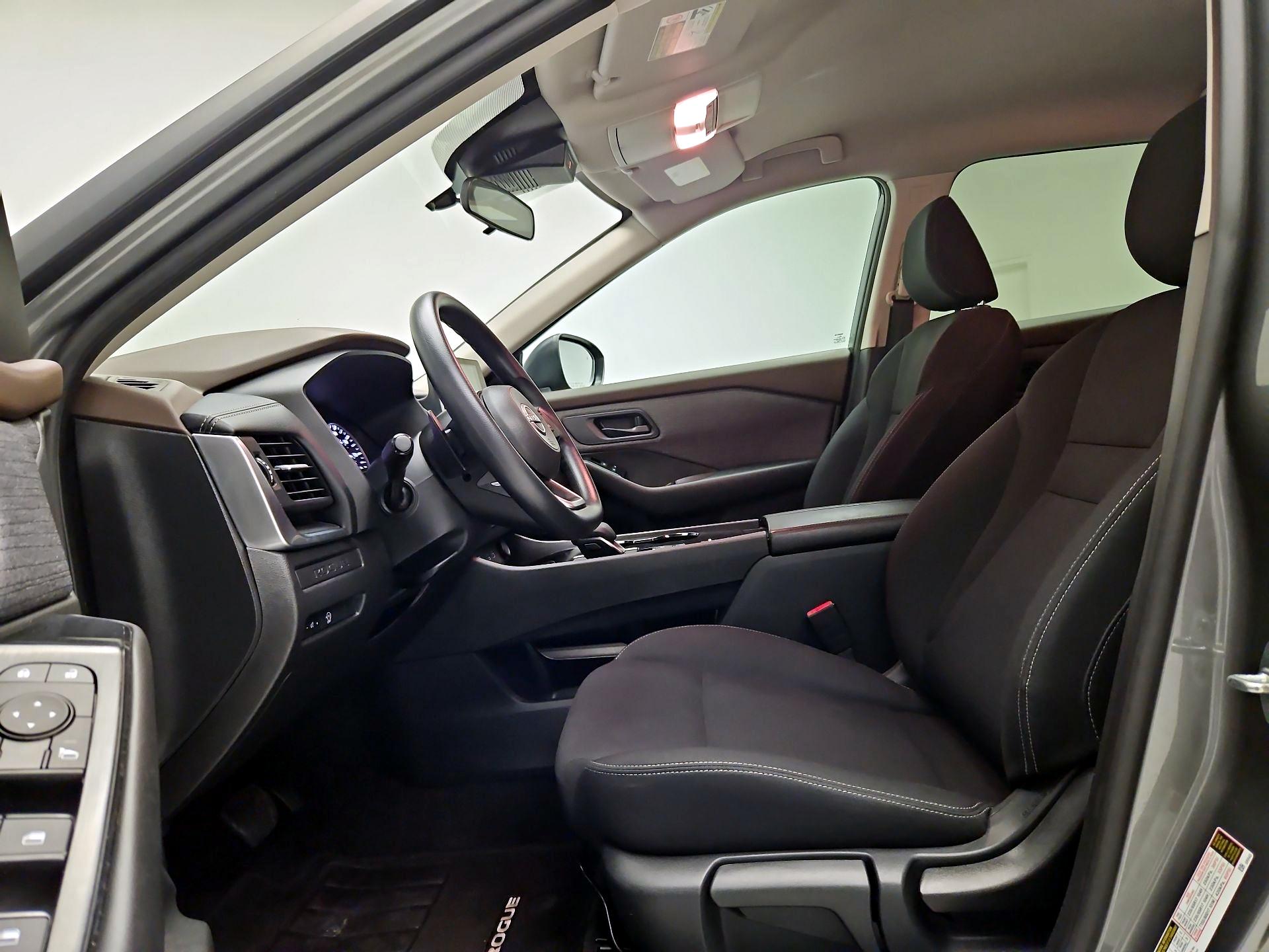 Thumbnail: 2023 Nissan Rogue - 11