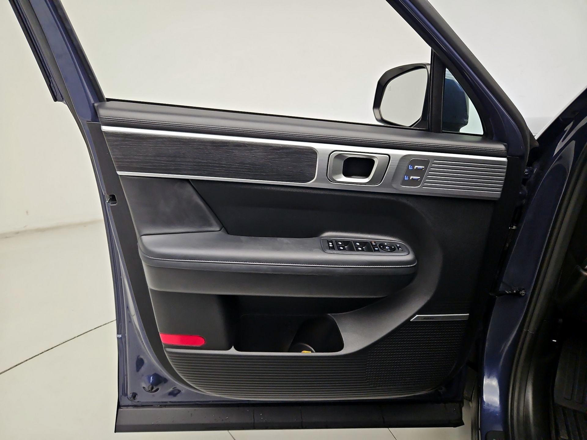 Thumbnail: 2025 Hyundai Santa Fe - 12