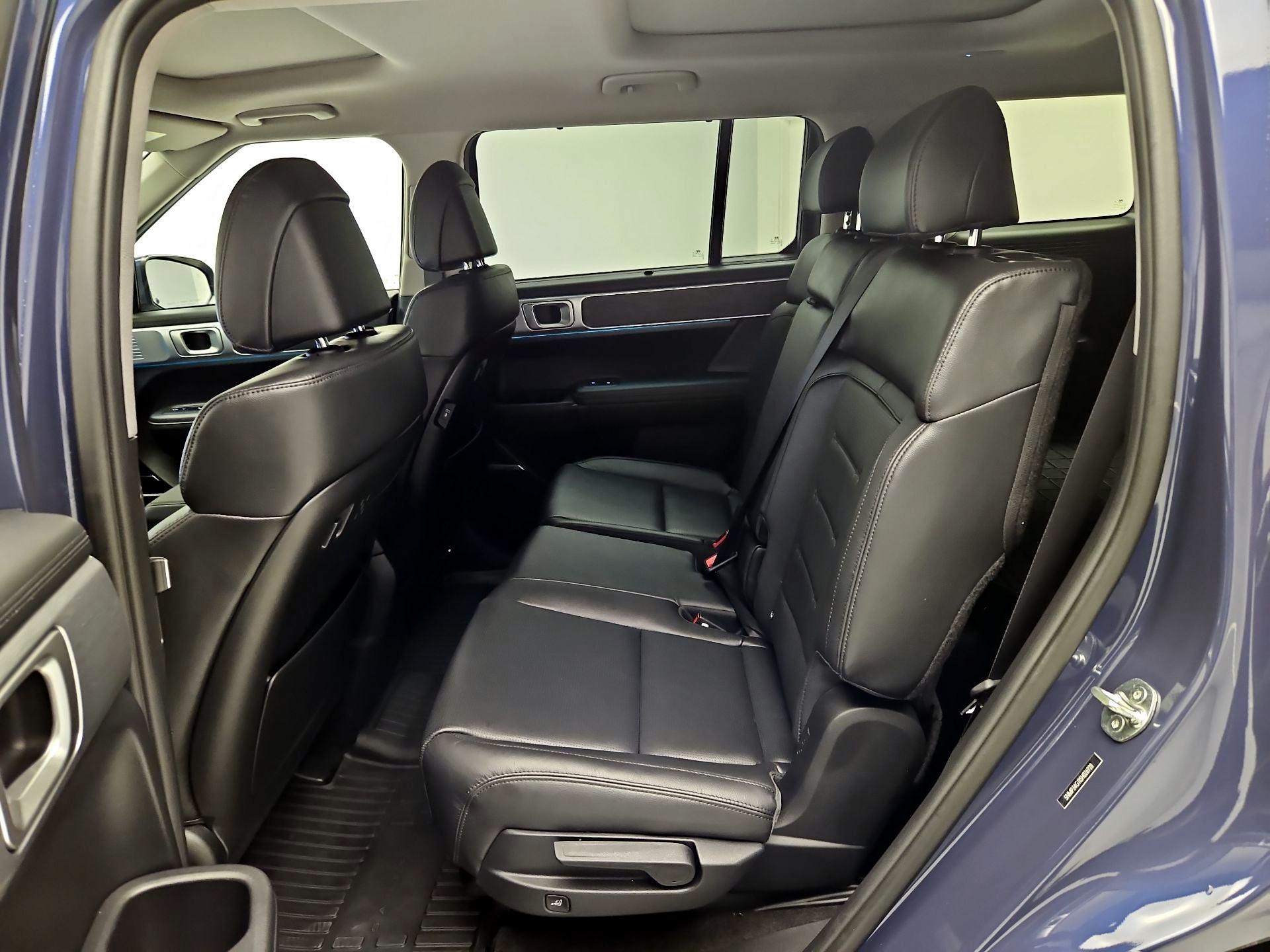 Thumbnail: 2025 Hyundai Santa Fe - 18