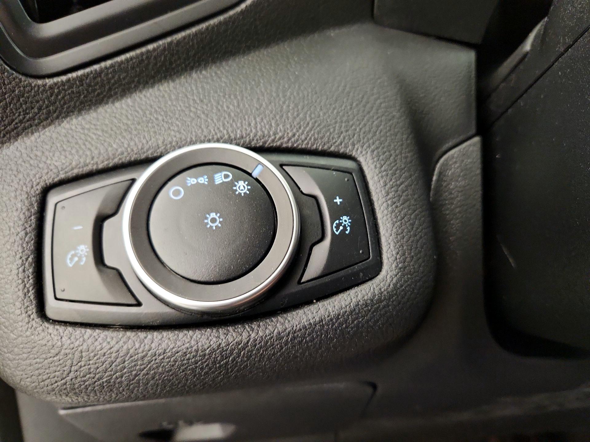 Thumbnail: 2017 Ford C-Max - 13