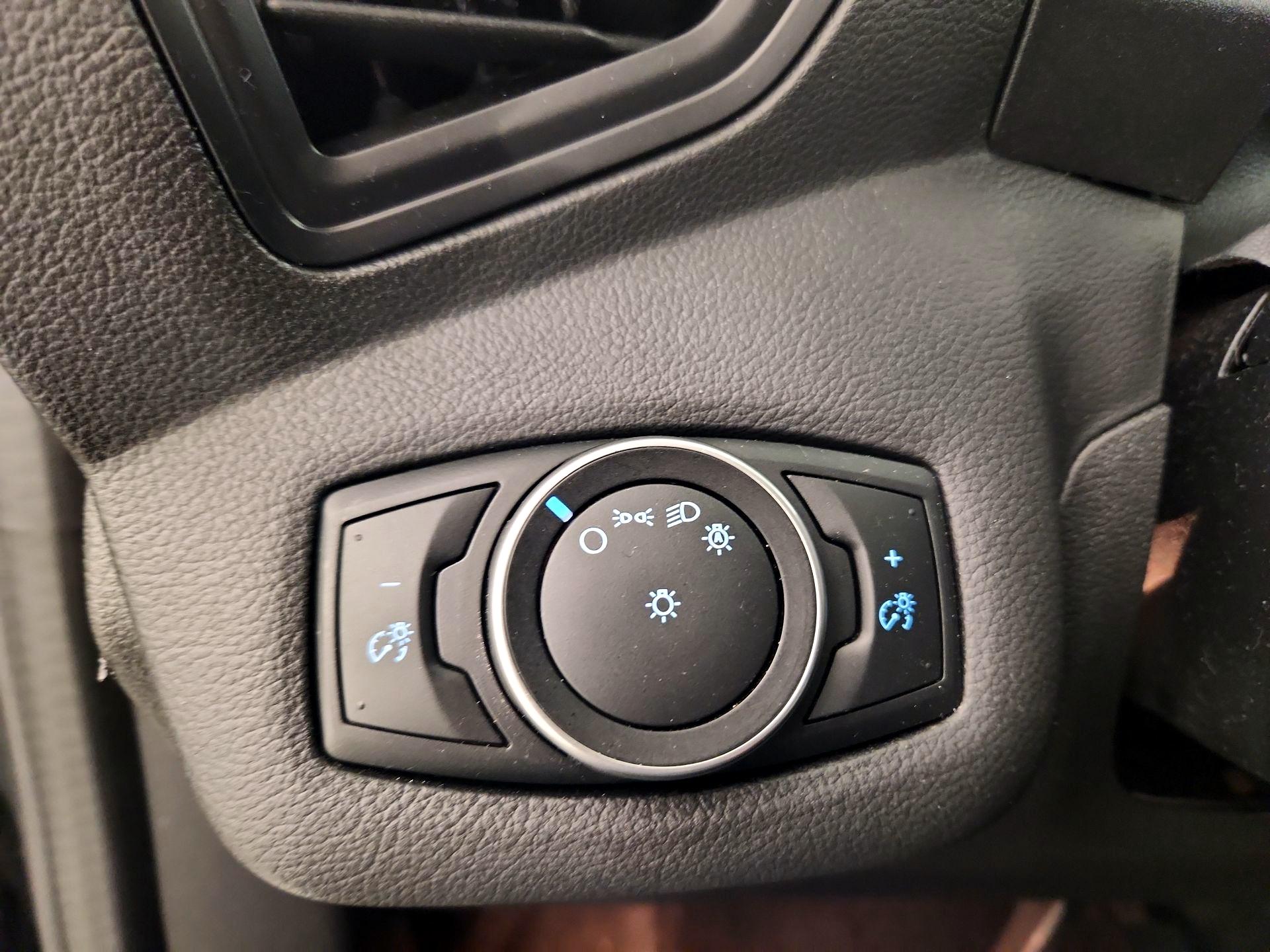 Thumbnail: 2017 Ford C-Max - 13