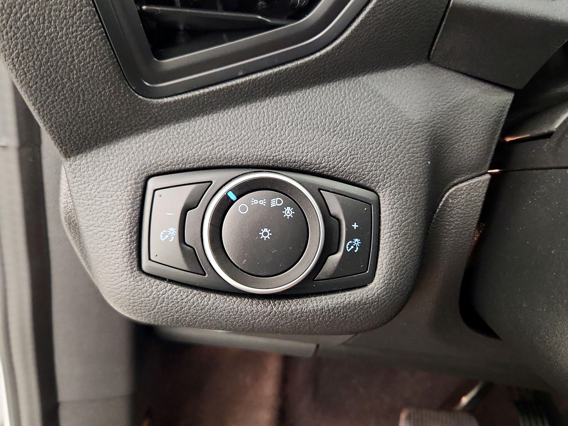 Thumbnail: 2017 Ford C-Max - 13