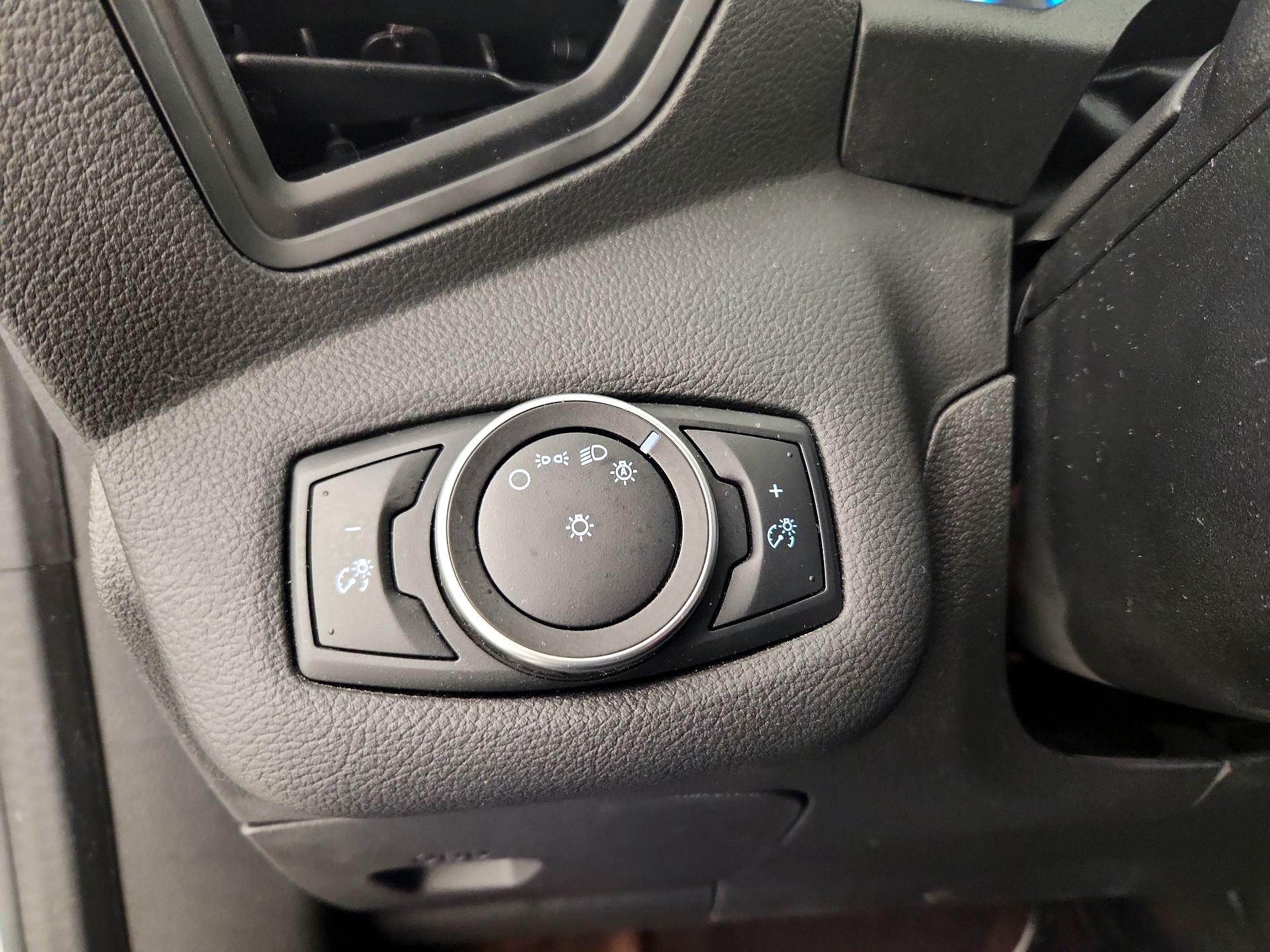 Thumbnail: 2017 Ford C-Max - 13