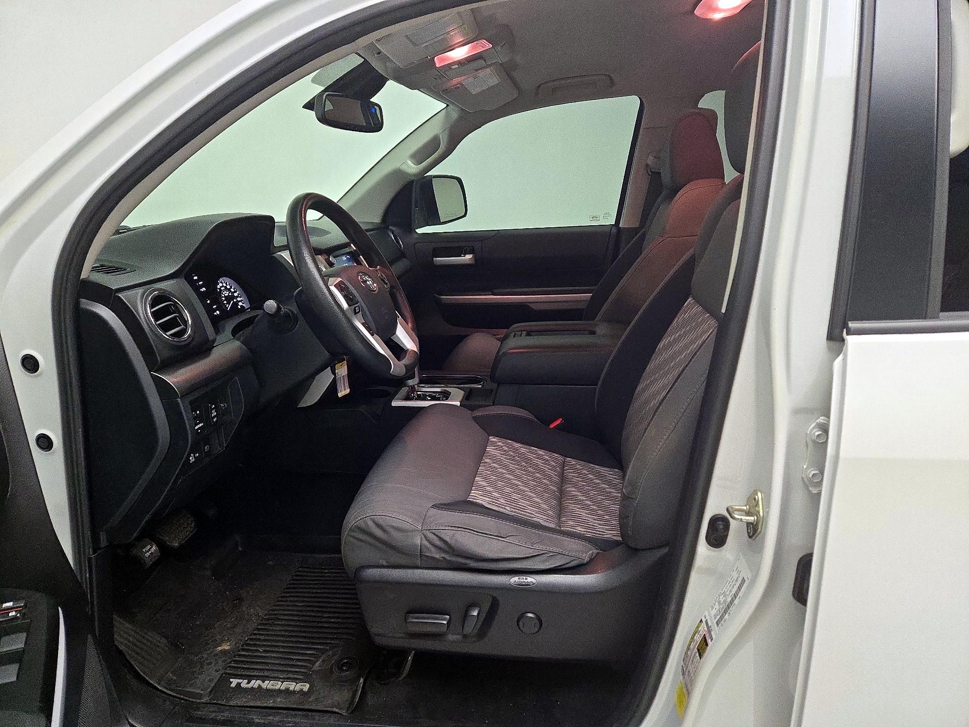 Thumbnail: 2020 Toyota Tundra - 11