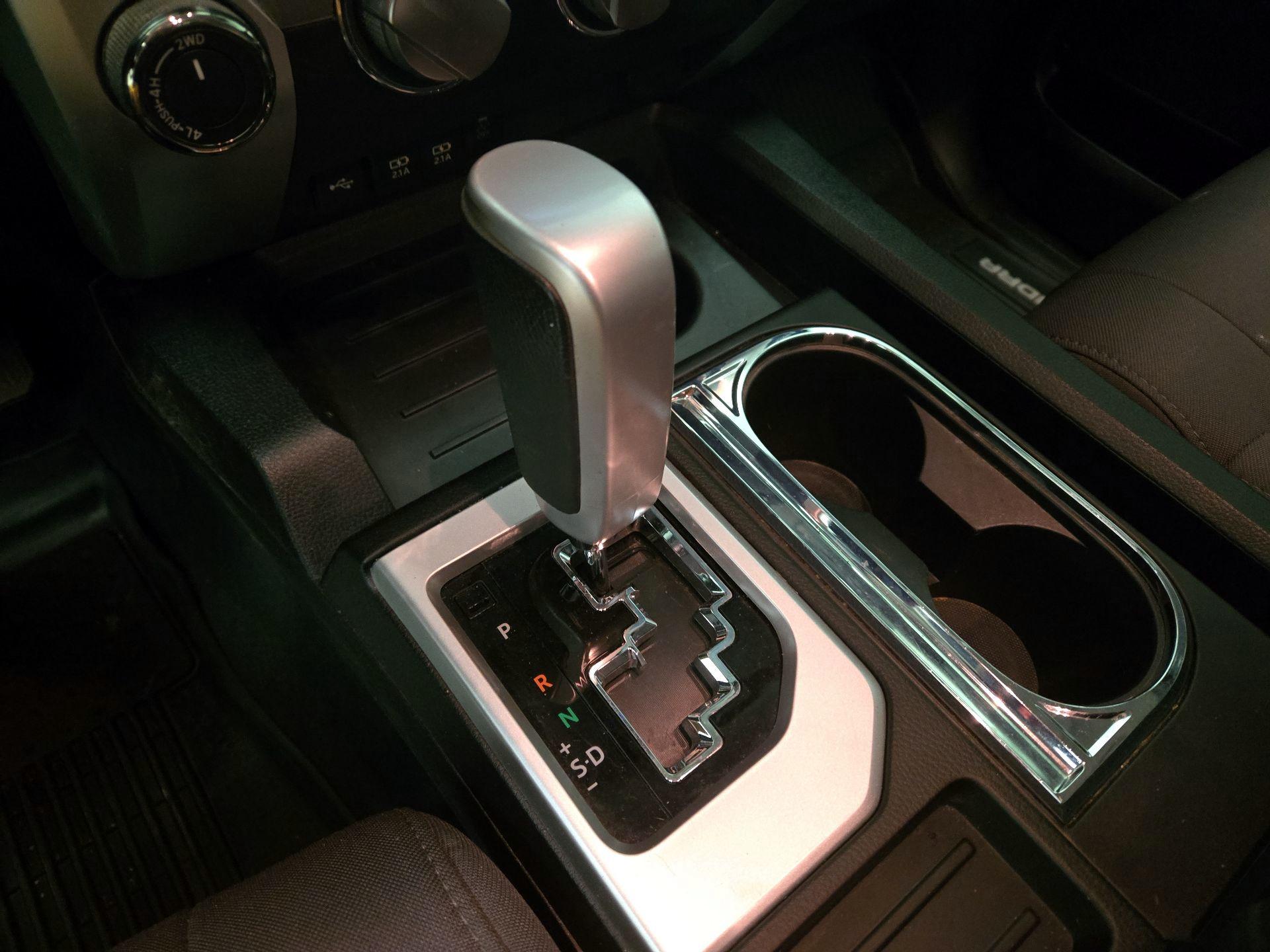 Thumbnail: 2020 Toyota Tundra - 17