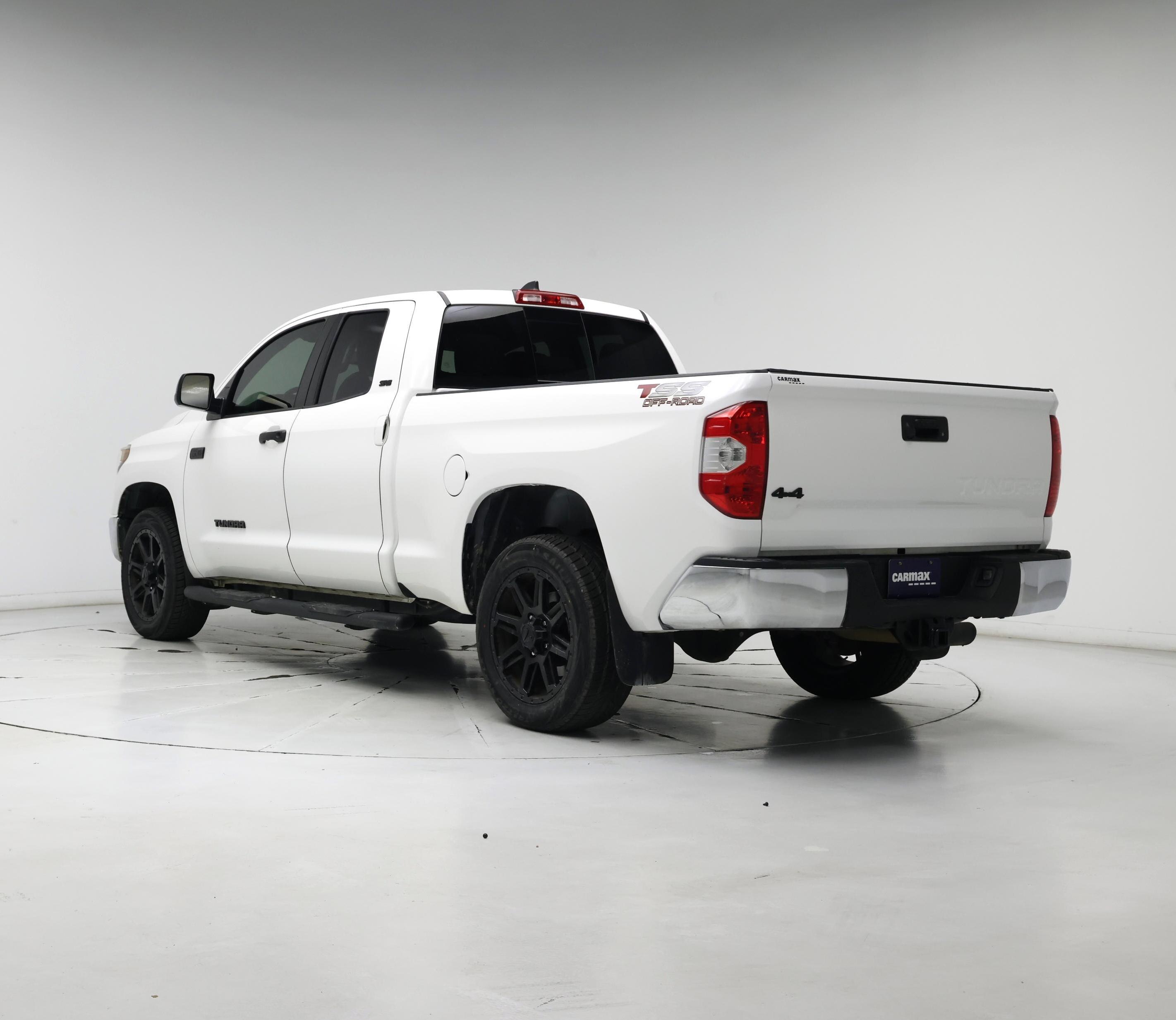 Thumbnail: 2020 Toyota Tundra - 2