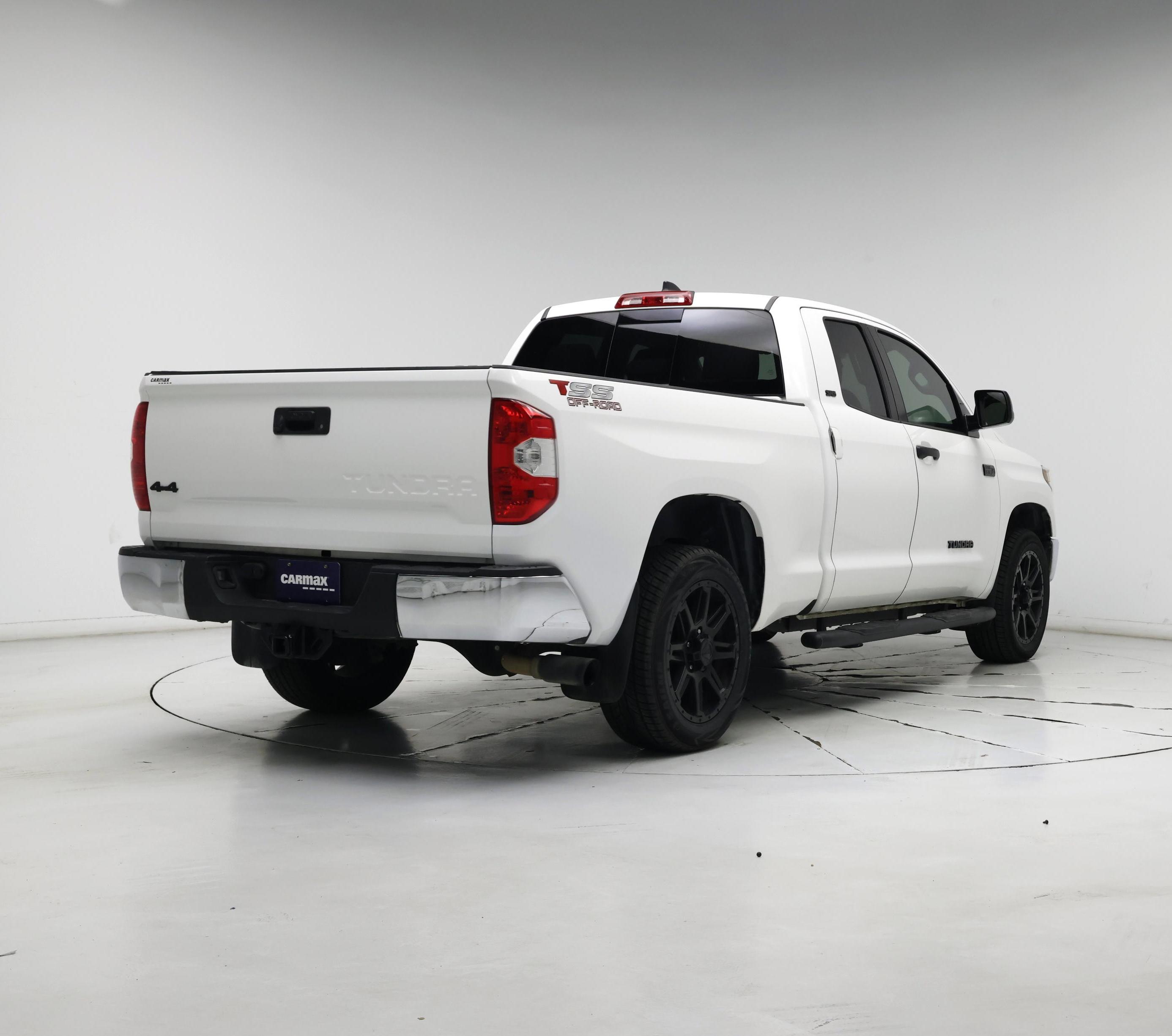 Thumbnail: 2020 Toyota Tundra - 8
