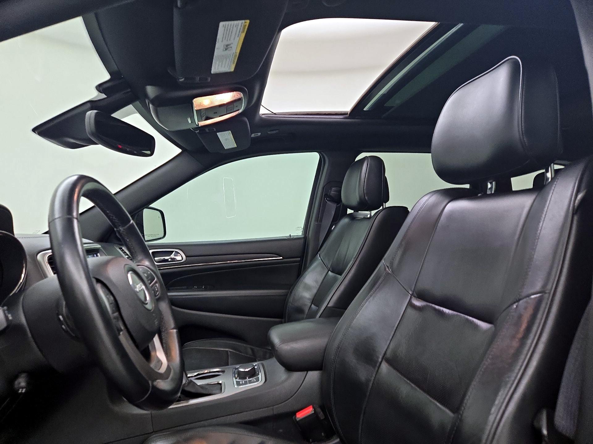 Thumbnail: 2018 Jeep Grand Cherokee - 19