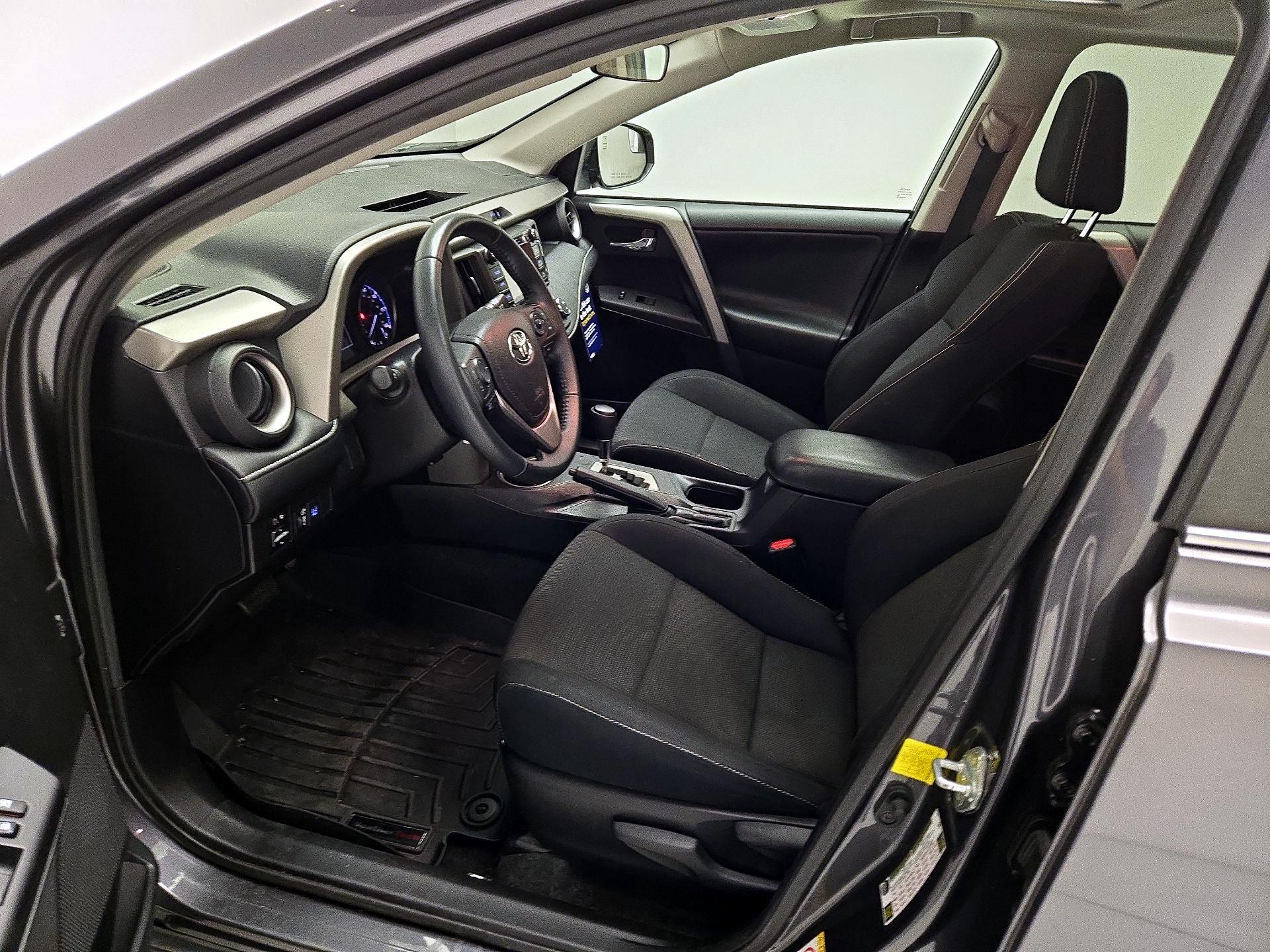 Thumbnail: 2017 Toyota RAV4 - 11