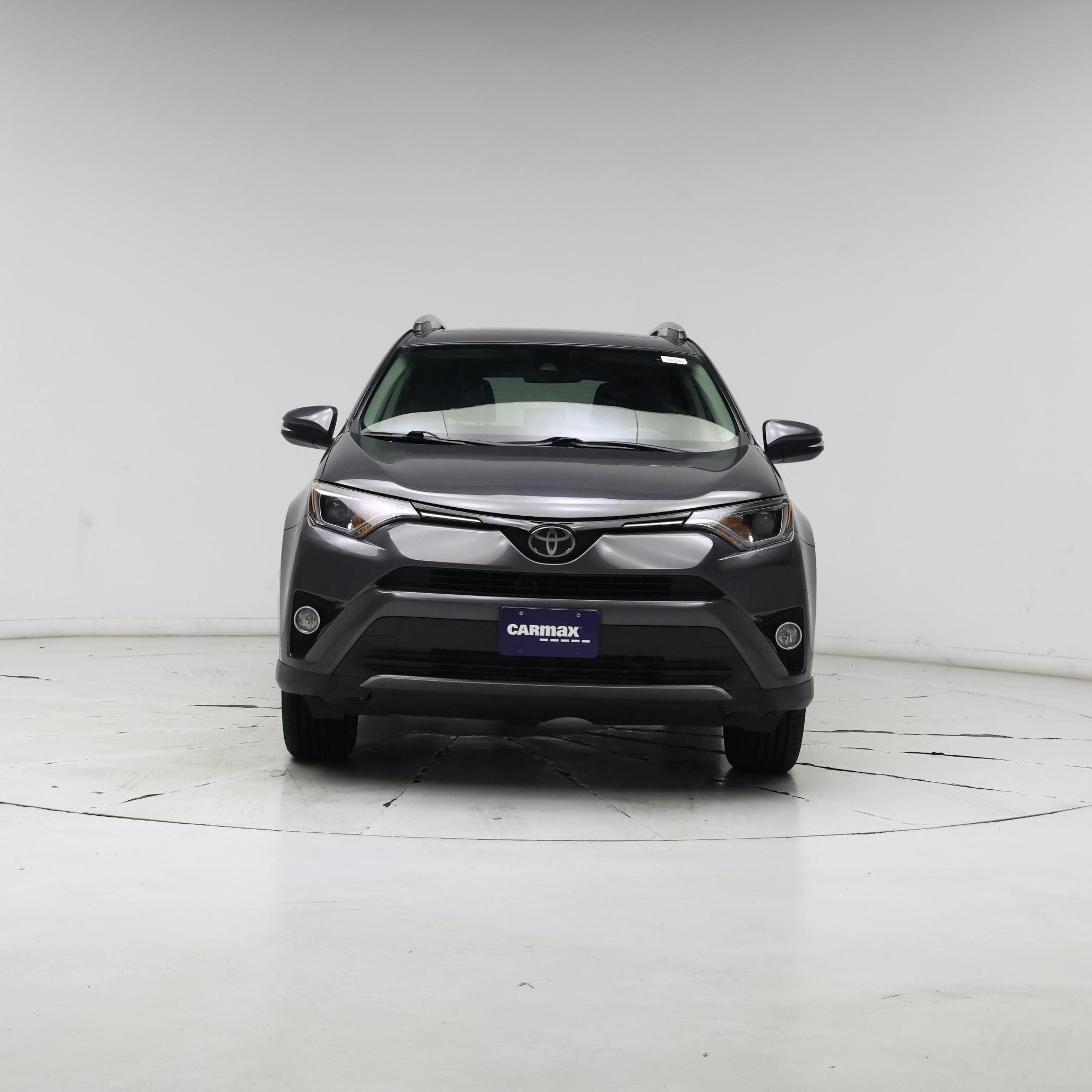 Thumbnail: 2017 Toyota RAV4 - 5