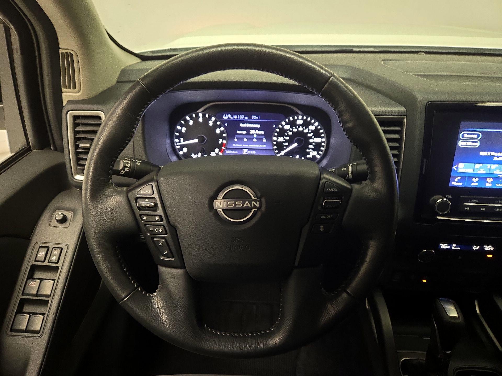 Thumbnail: 2022 Nissan Frontier - 10