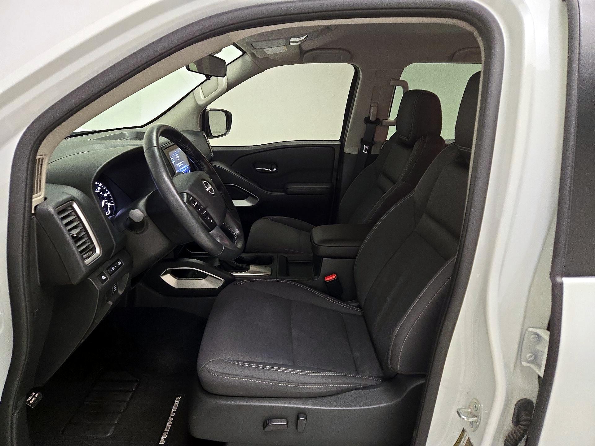 Thumbnail: 2022 Nissan Frontier - 11