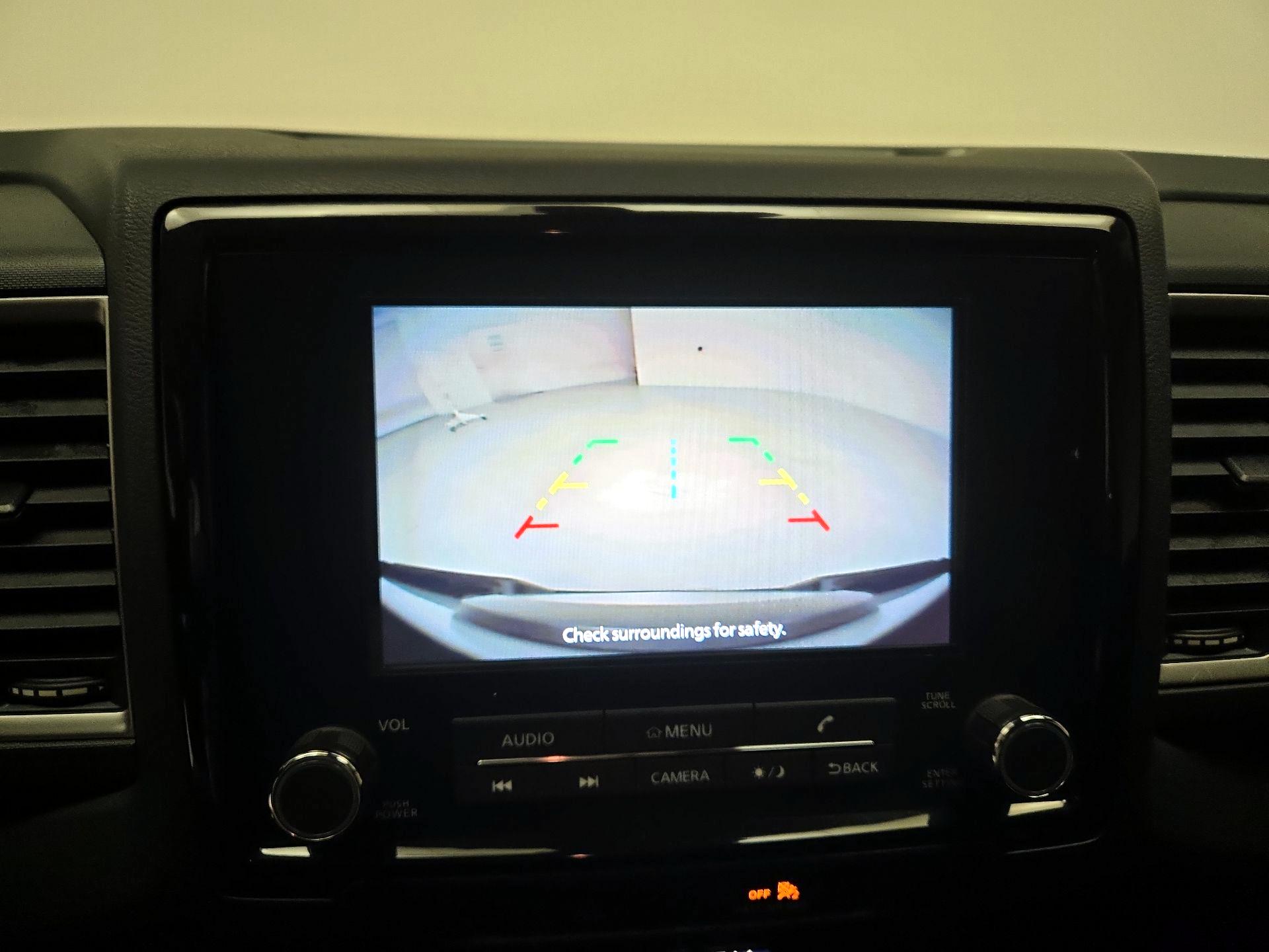 Thumbnail: 2022 Nissan Frontier - 14