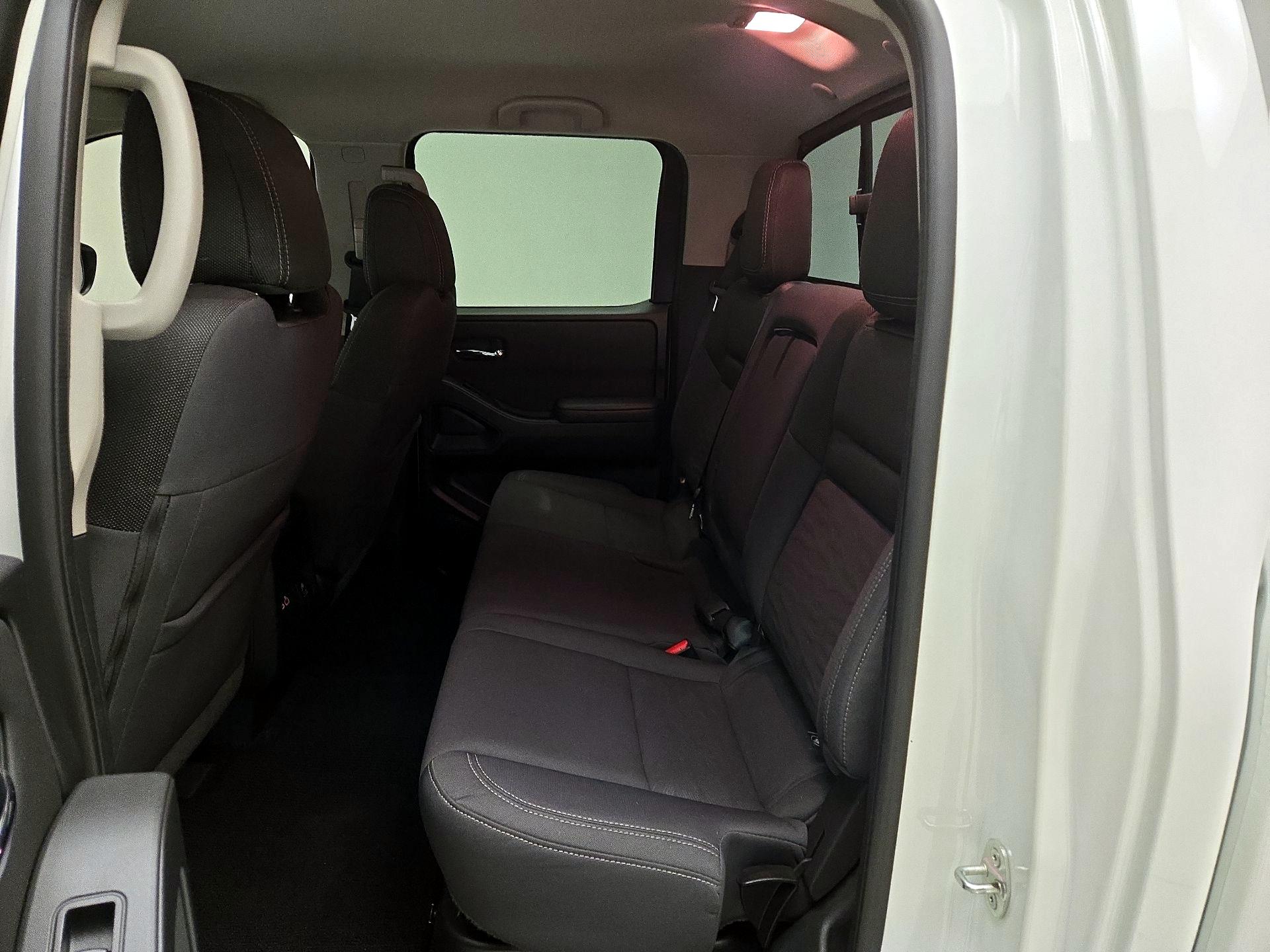 Thumbnail: 2022 Nissan Frontier - 19