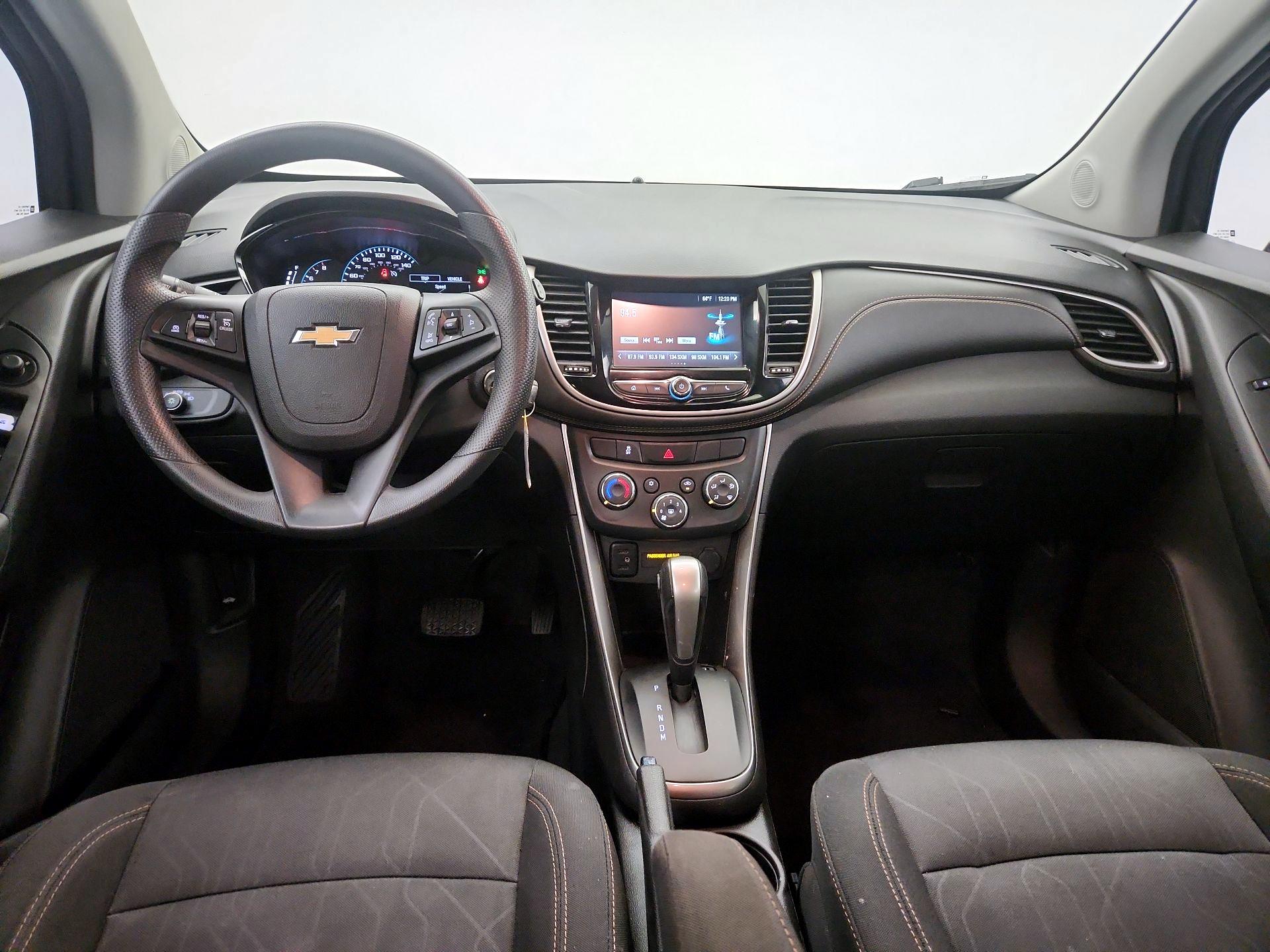 Thumbnail: 2017 Chevrolet Trax - 9