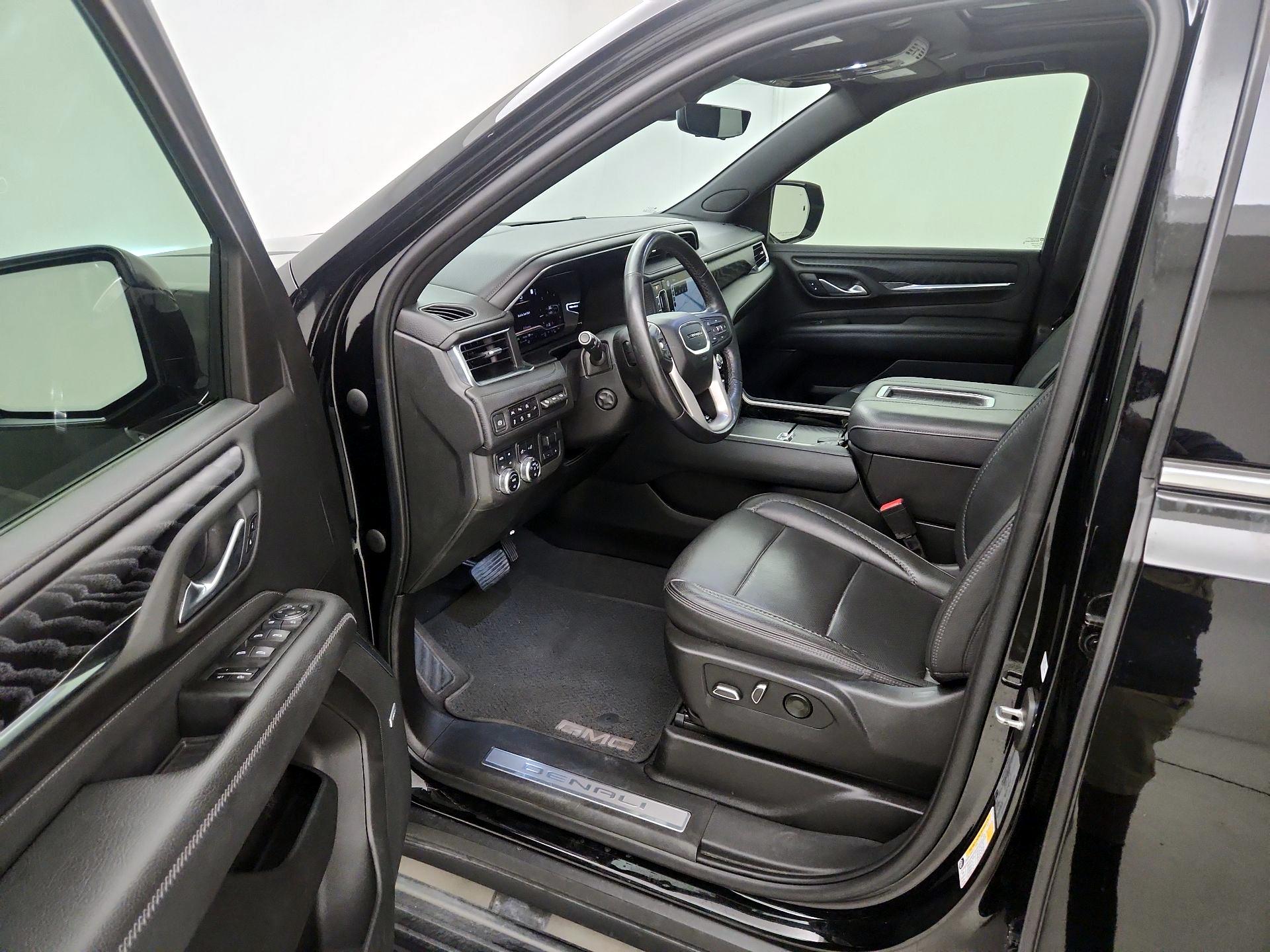 Thumbnail: 2022 GMC Yukon XL - 11