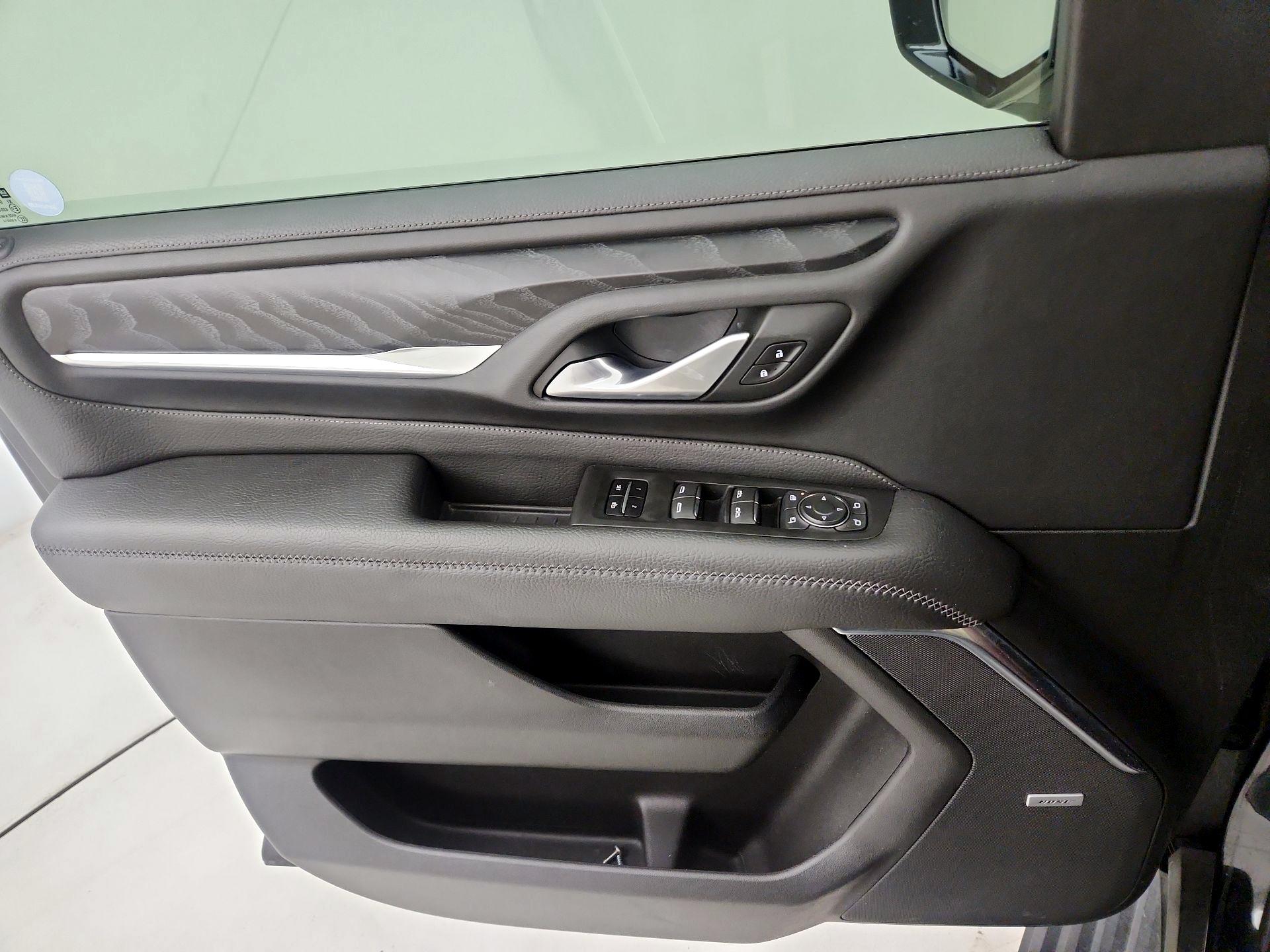 Thumbnail: 2022 GMC Yukon XL - 12