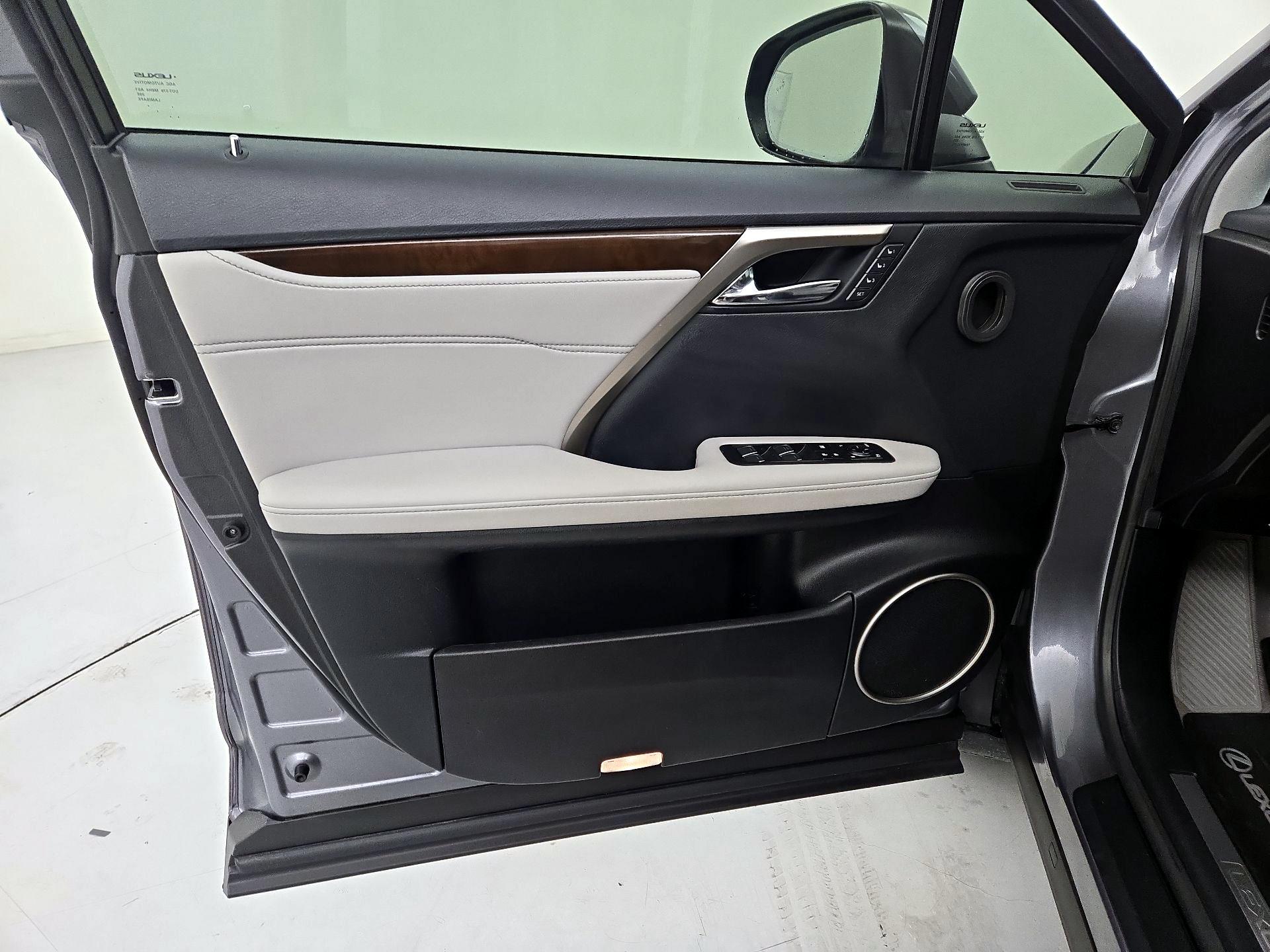 Thumbnail: 2019 Lexus RX - 12