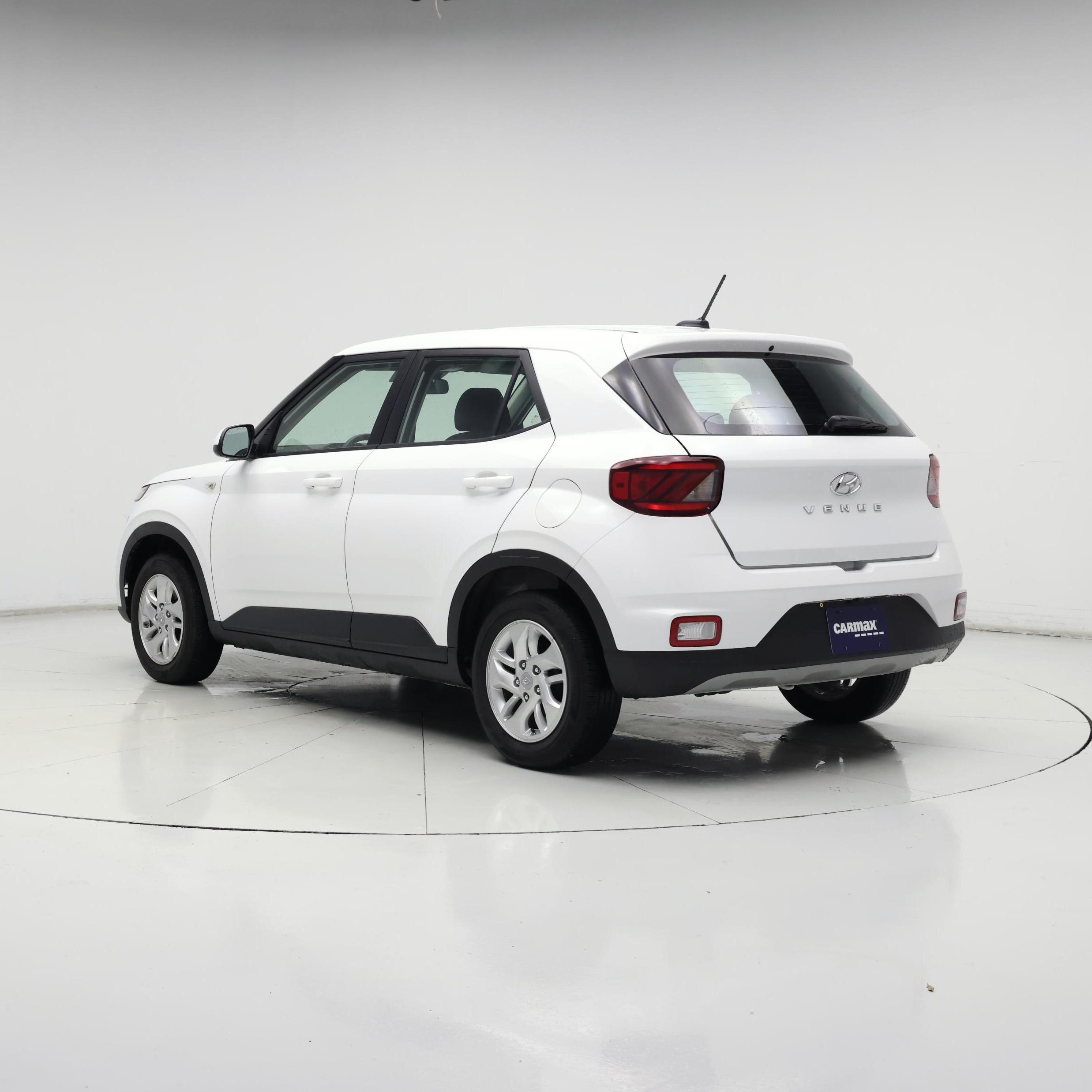 Thumbnail: 2024 Hyundai Venue - 2