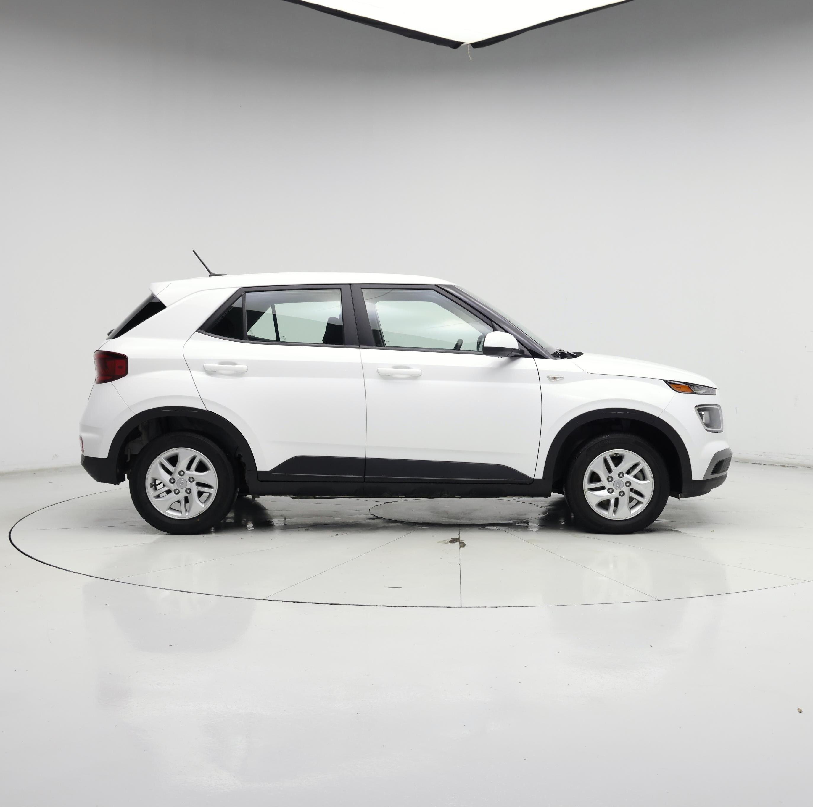 Thumbnail: 2024 Hyundai Venue - 7