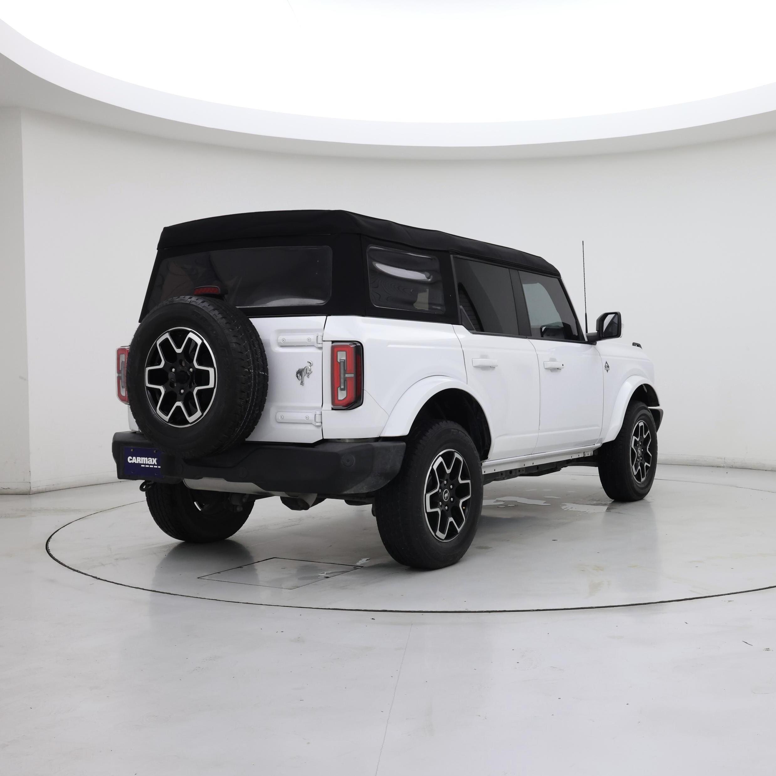 Thumbnail: 2023 Ford Bronco - 8