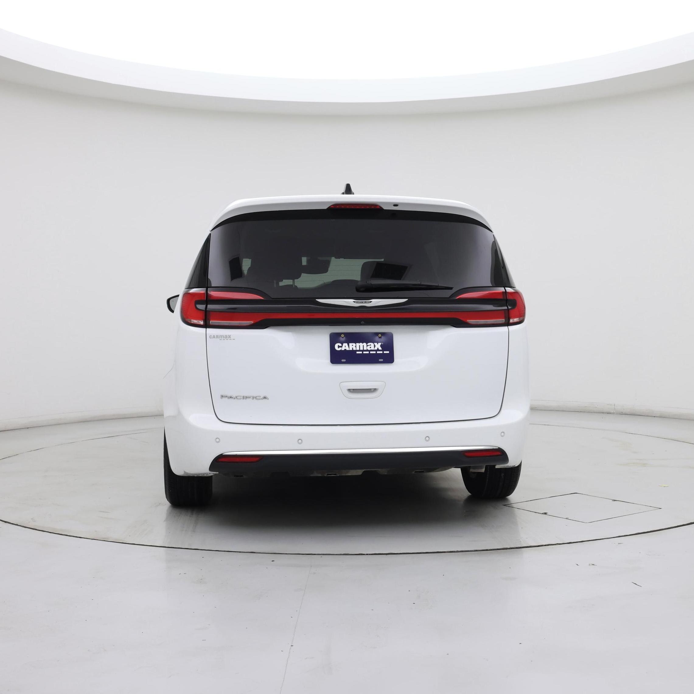 Thumbnail: 2023 Chrysler Pacifica - 6