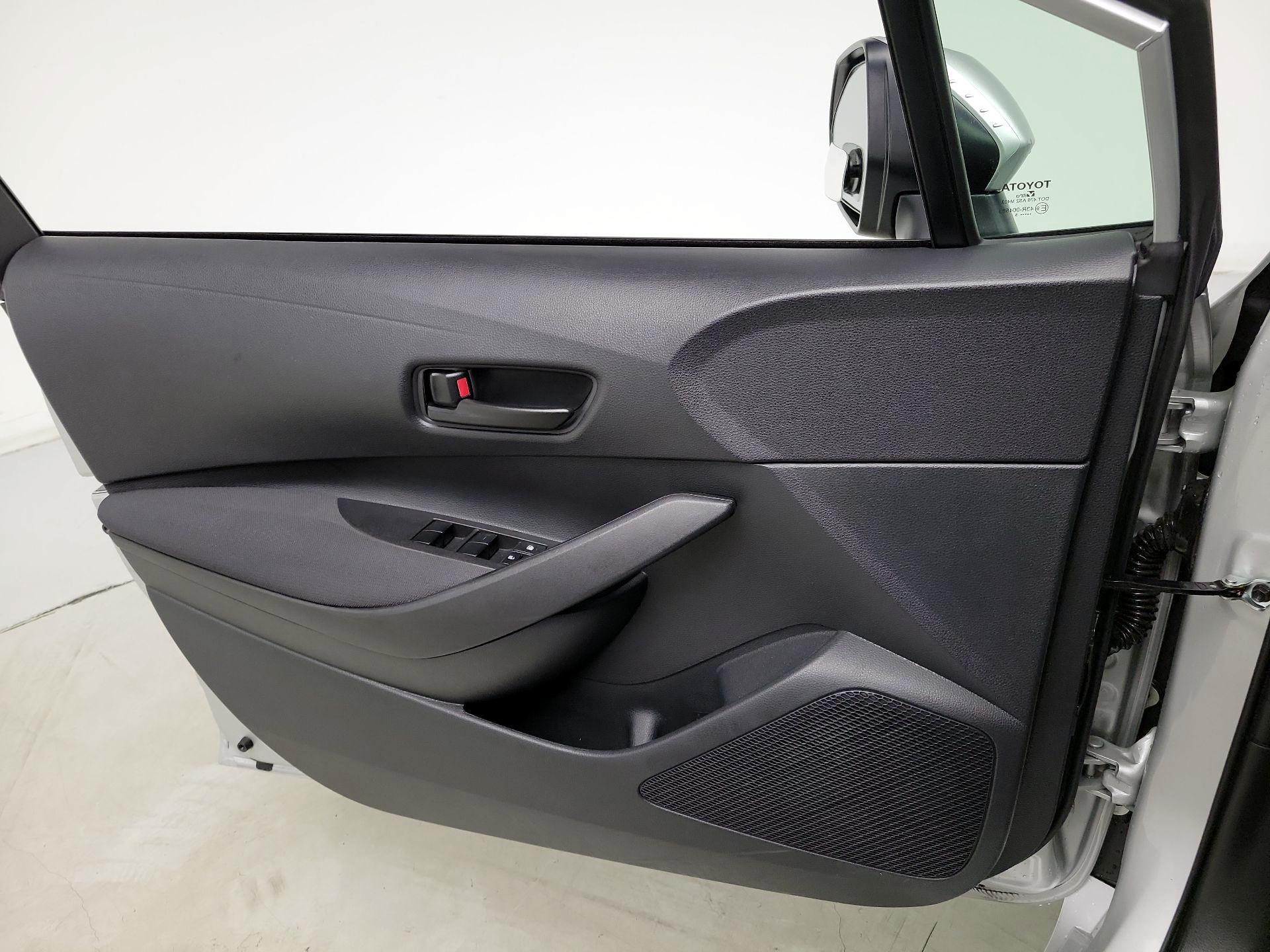 Thumbnail: 2025 Toyota Corolla - 12