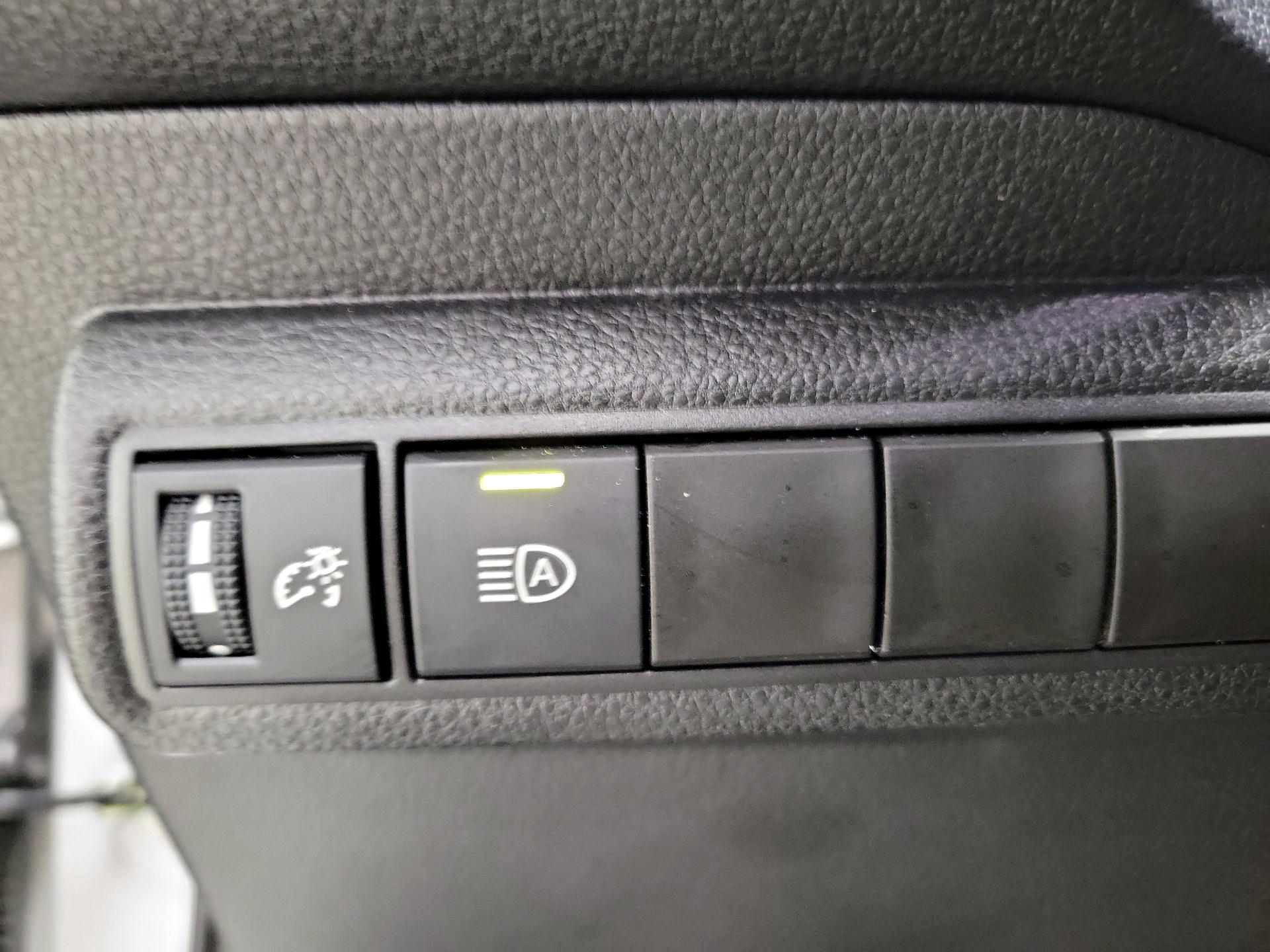 Thumbnail: 2025 Toyota Corolla - 13