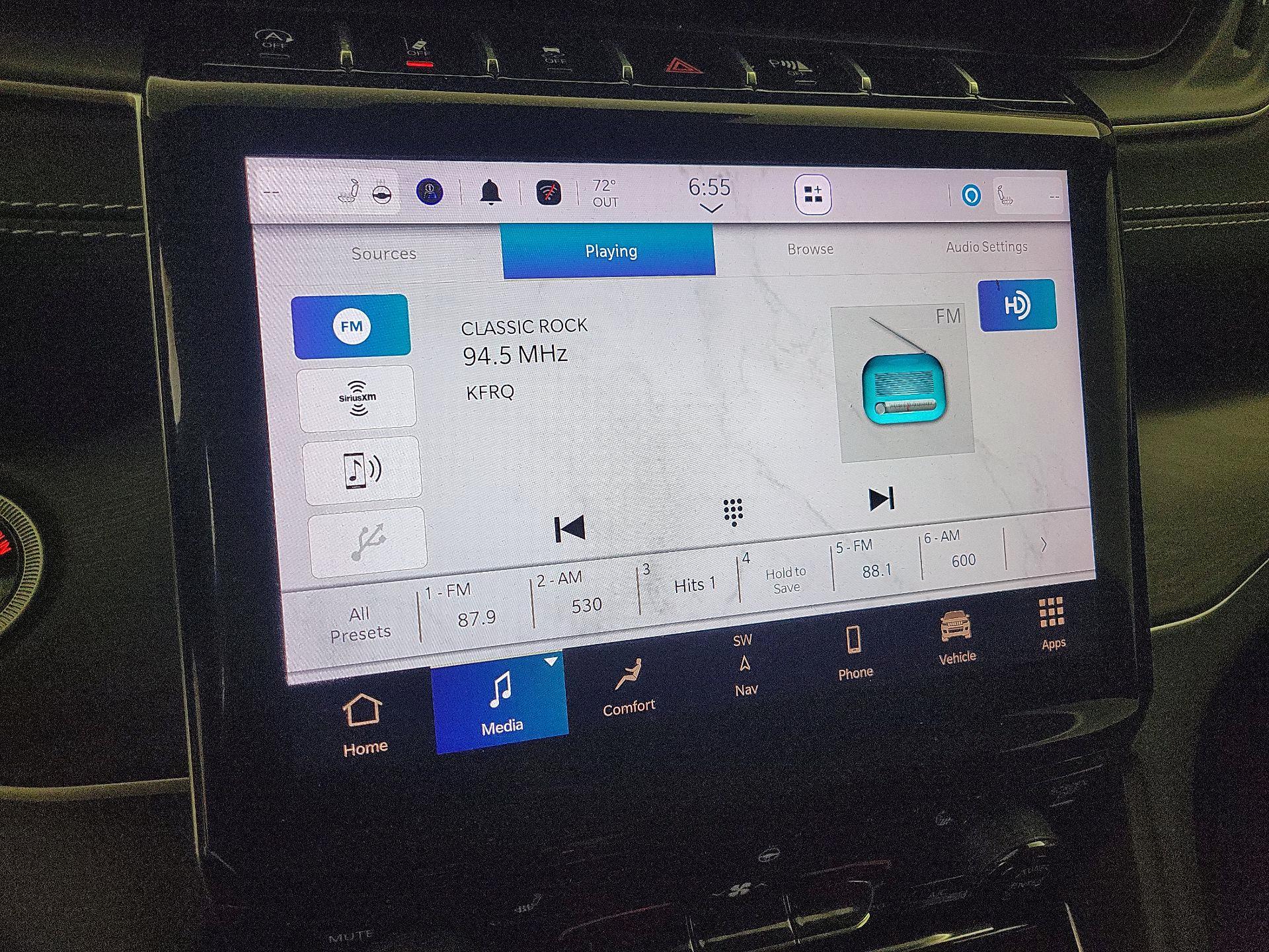 Thumbnail: 2023 Jeep Grand Cherokee - 16