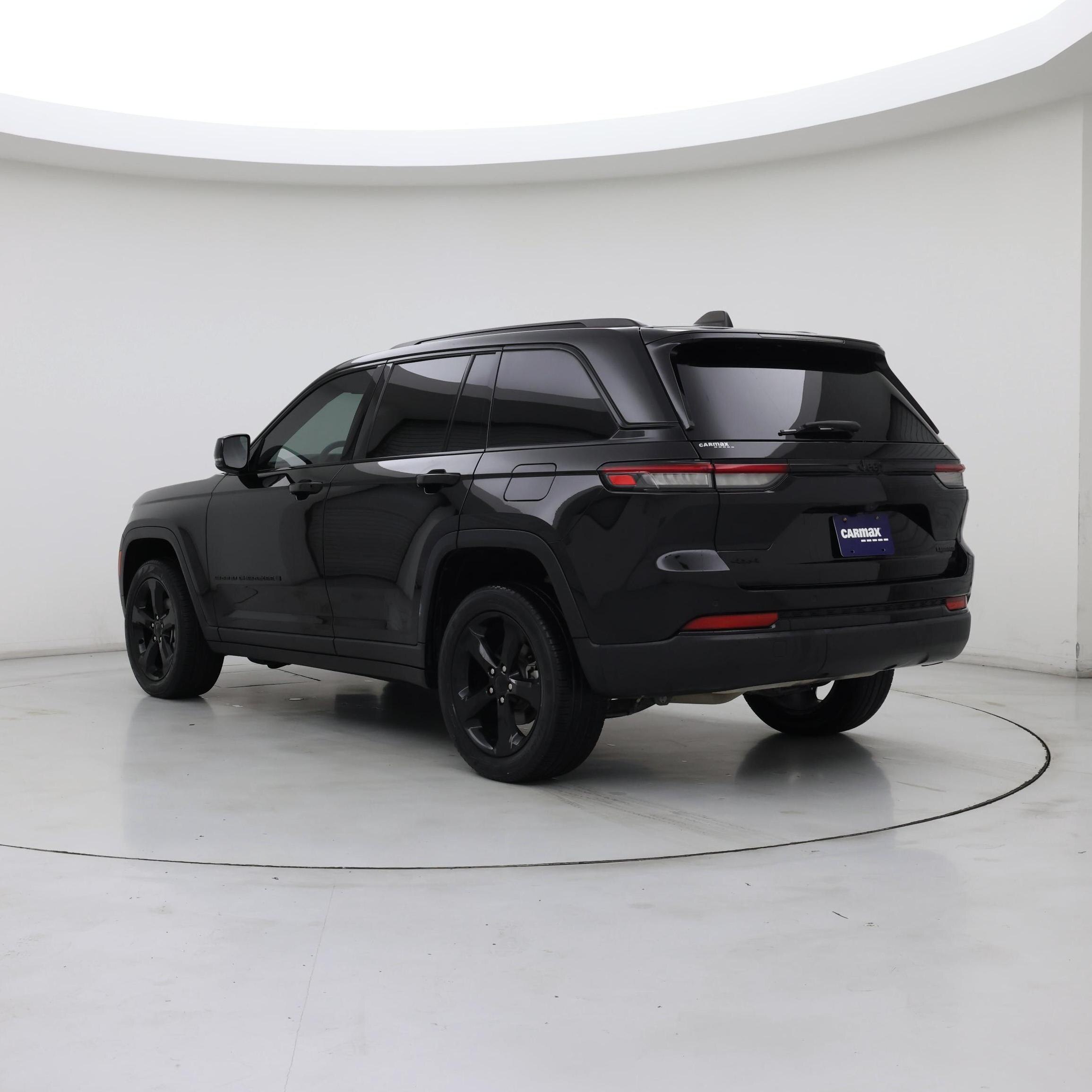 Thumbnail: 2023 Jeep Grand Cherokee - 2