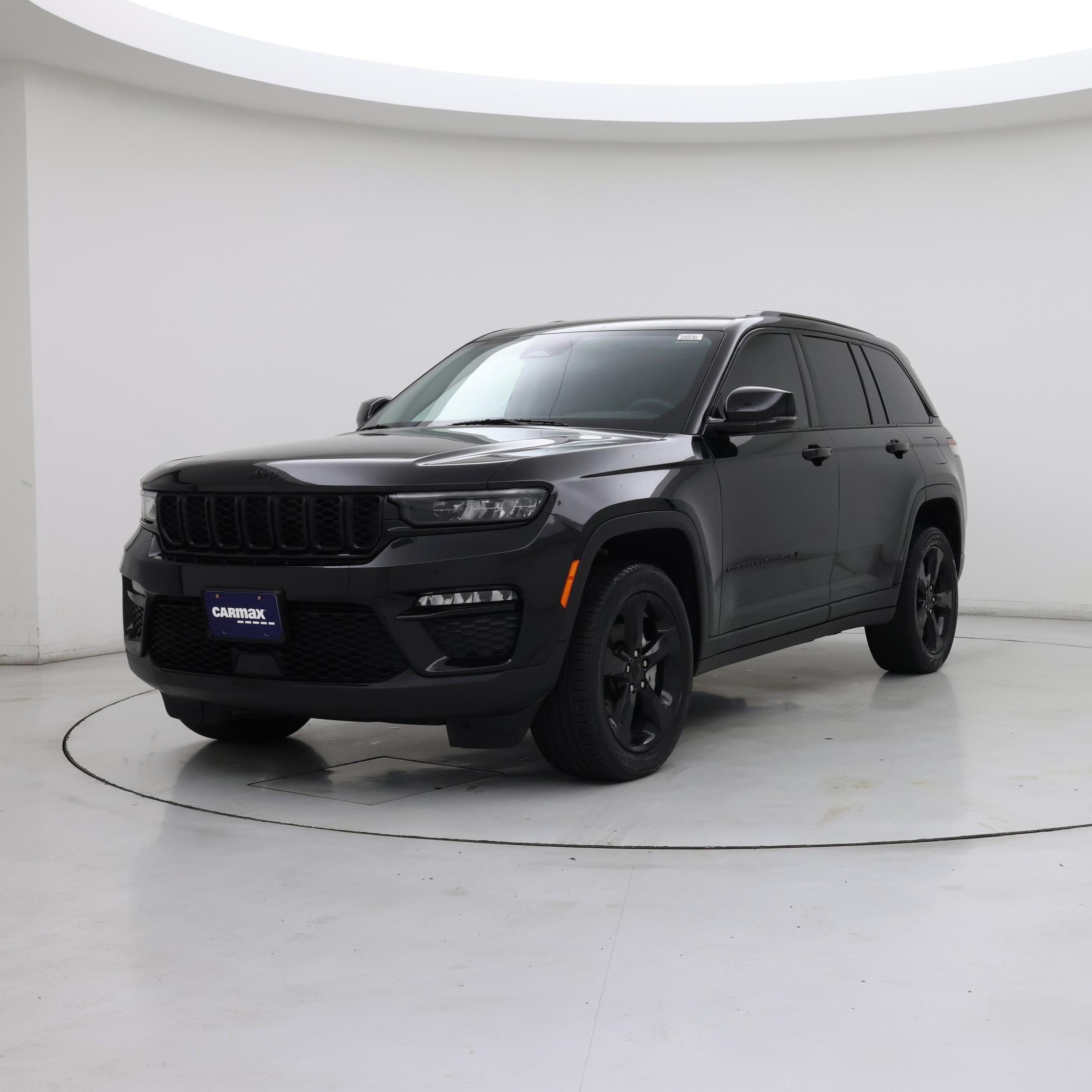 Thumbnail: 2023 Jeep Grand Cherokee - 4