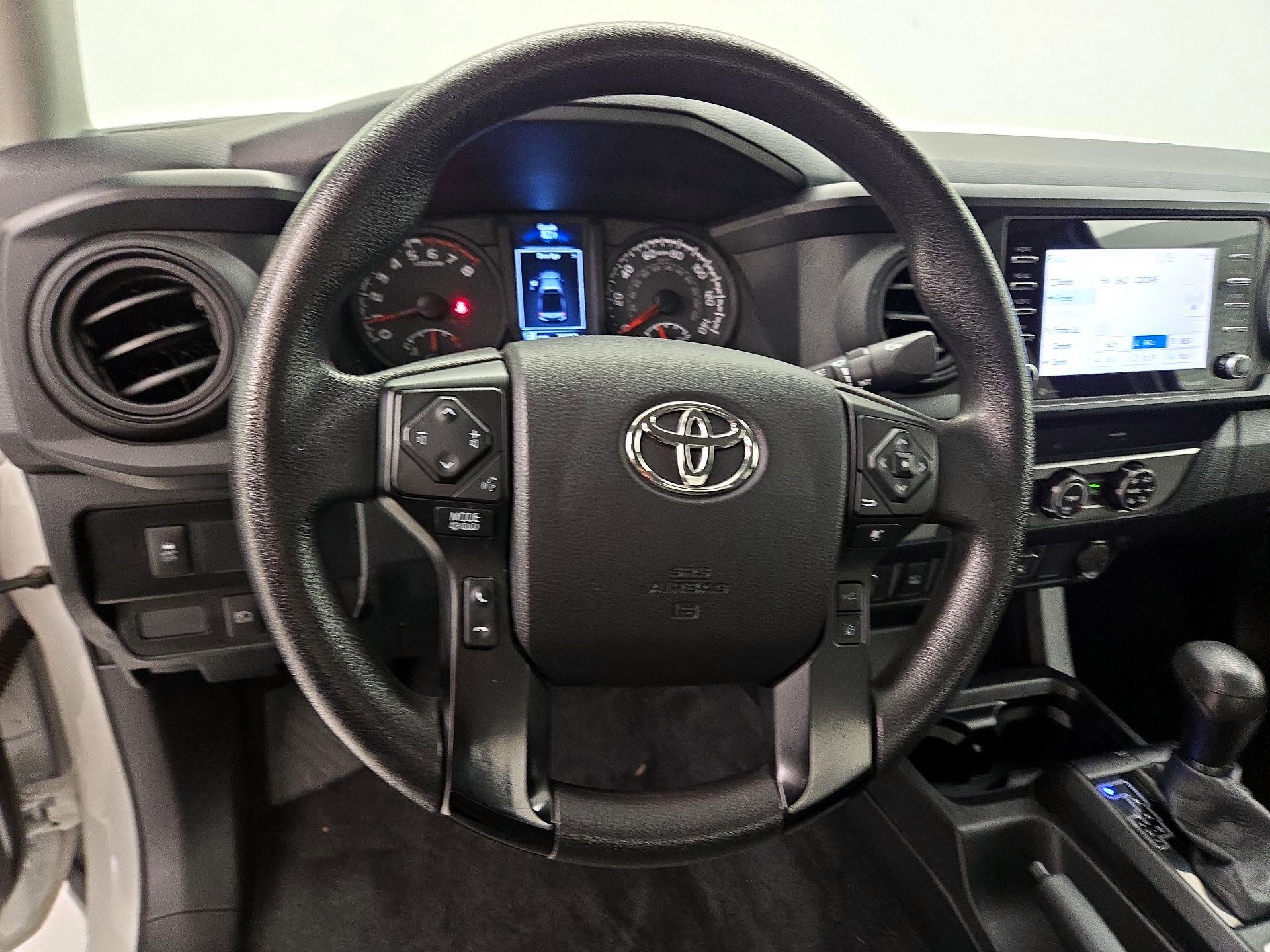 Thumbnail: 2021 Toyota Tacoma - 10