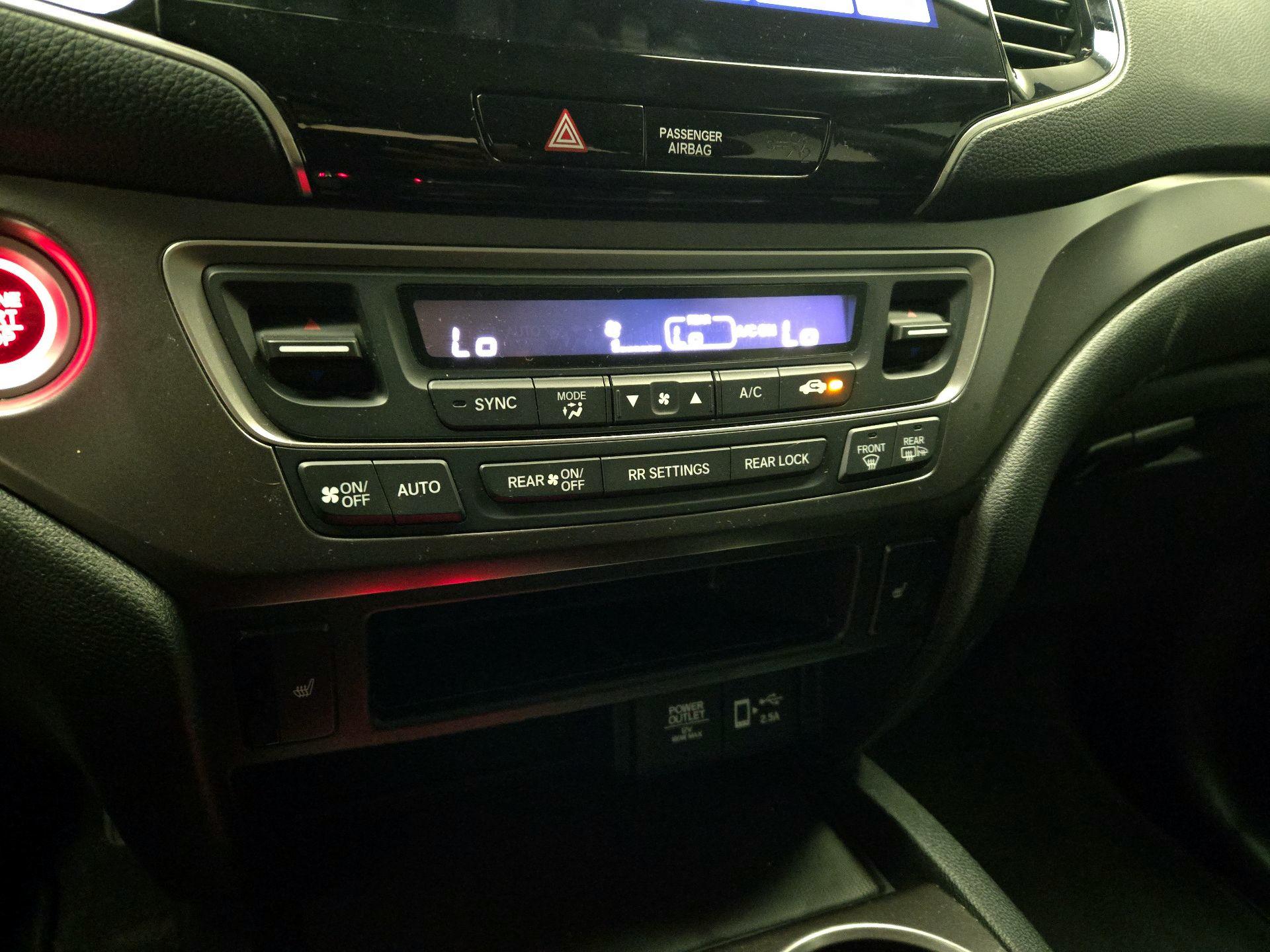 Thumbnail: 2022 Honda Pilot - 16