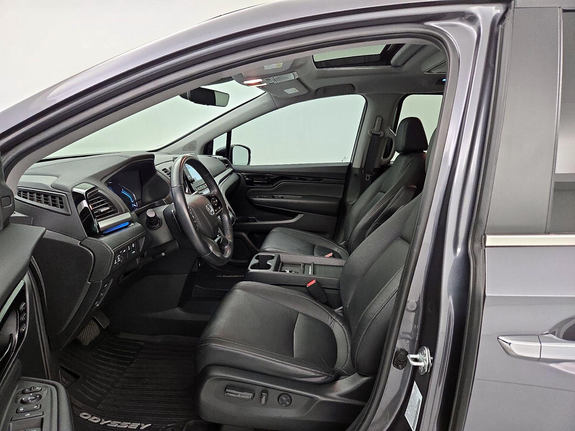 Thumbnail: 2023 Honda Odyssey - 11