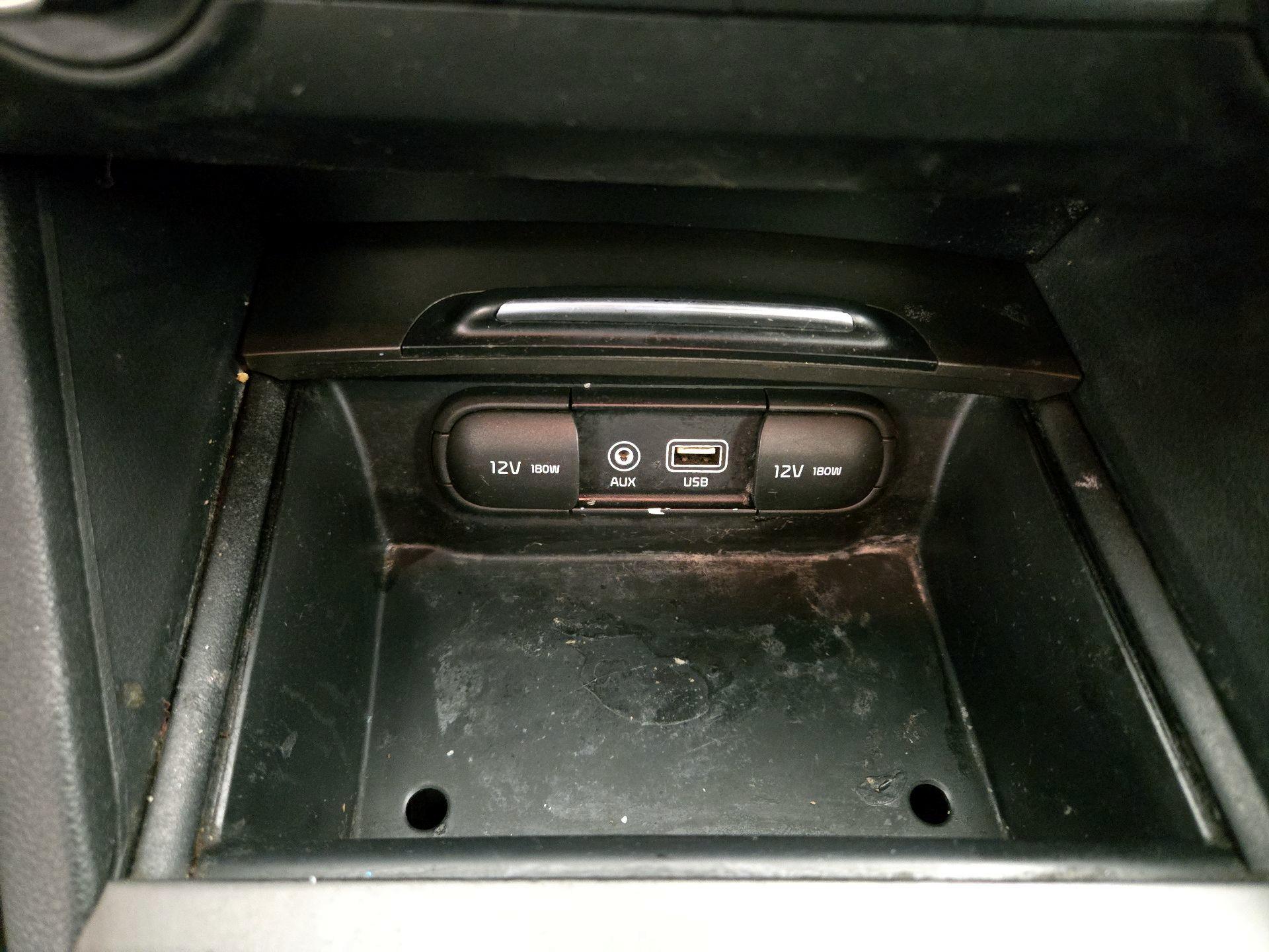 Thumbnail: 2020 Kia Optima - 18