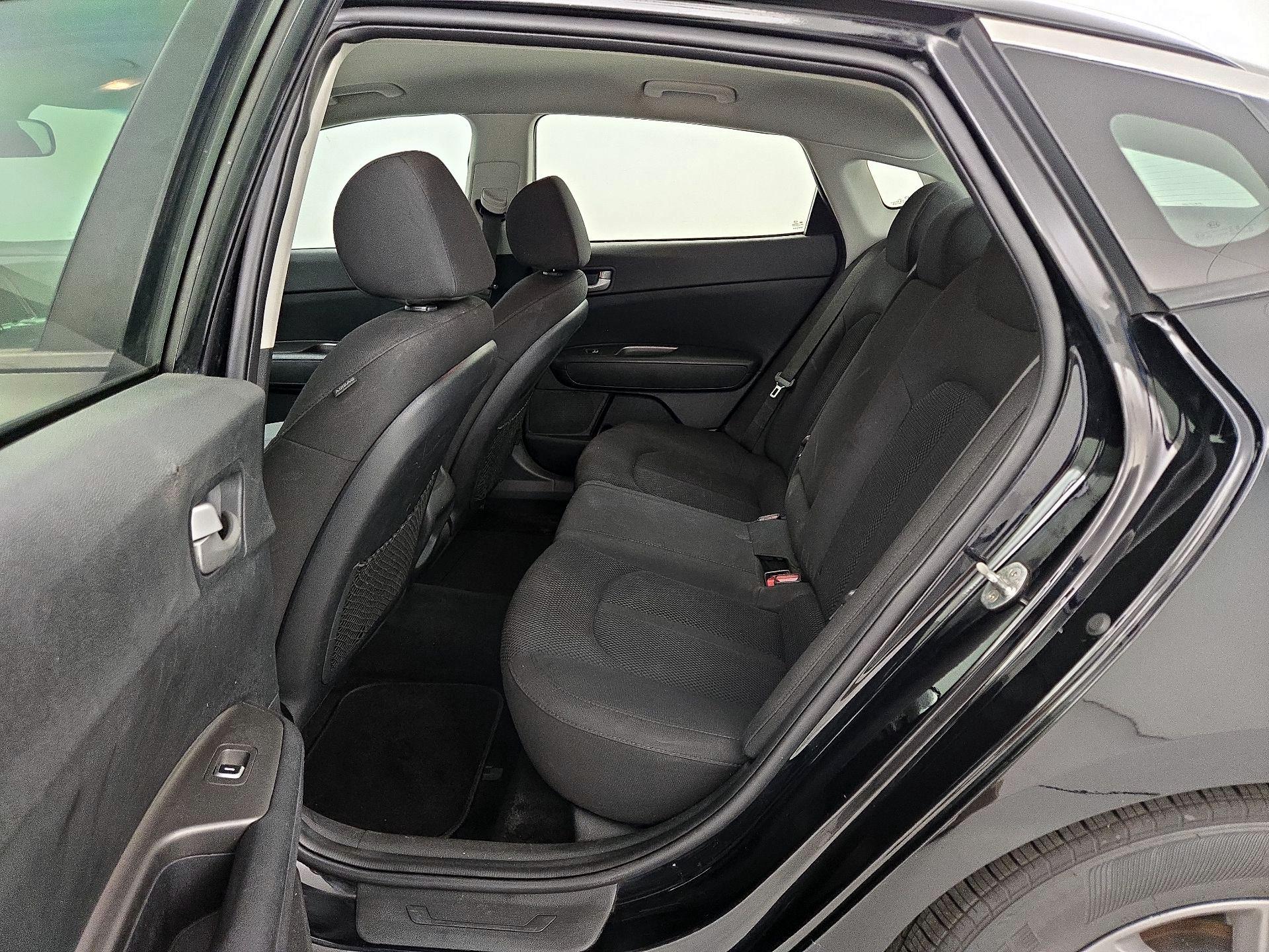 Thumbnail: 2020 Kia Optima - 19