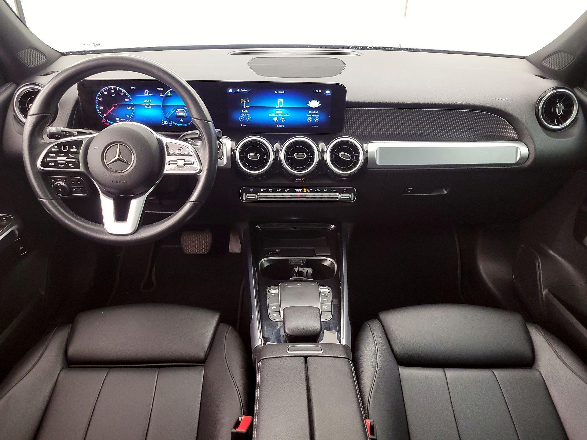 Thumbnail: 2023 Mercedes-Benz GLB - 9