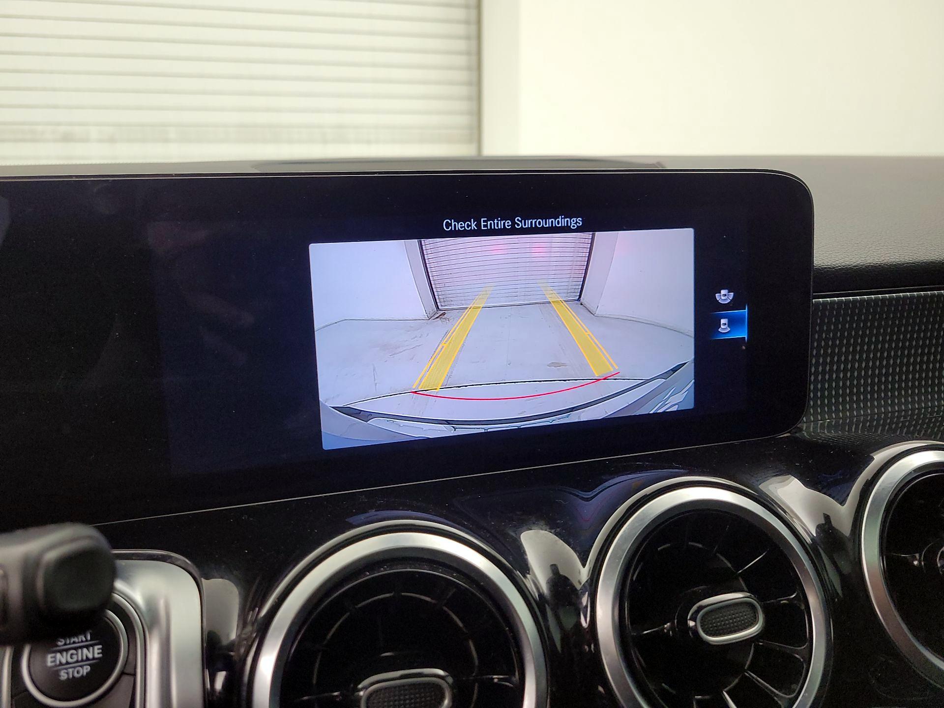 Thumbnail: 2023 Mercedes-Benz GLB - 14