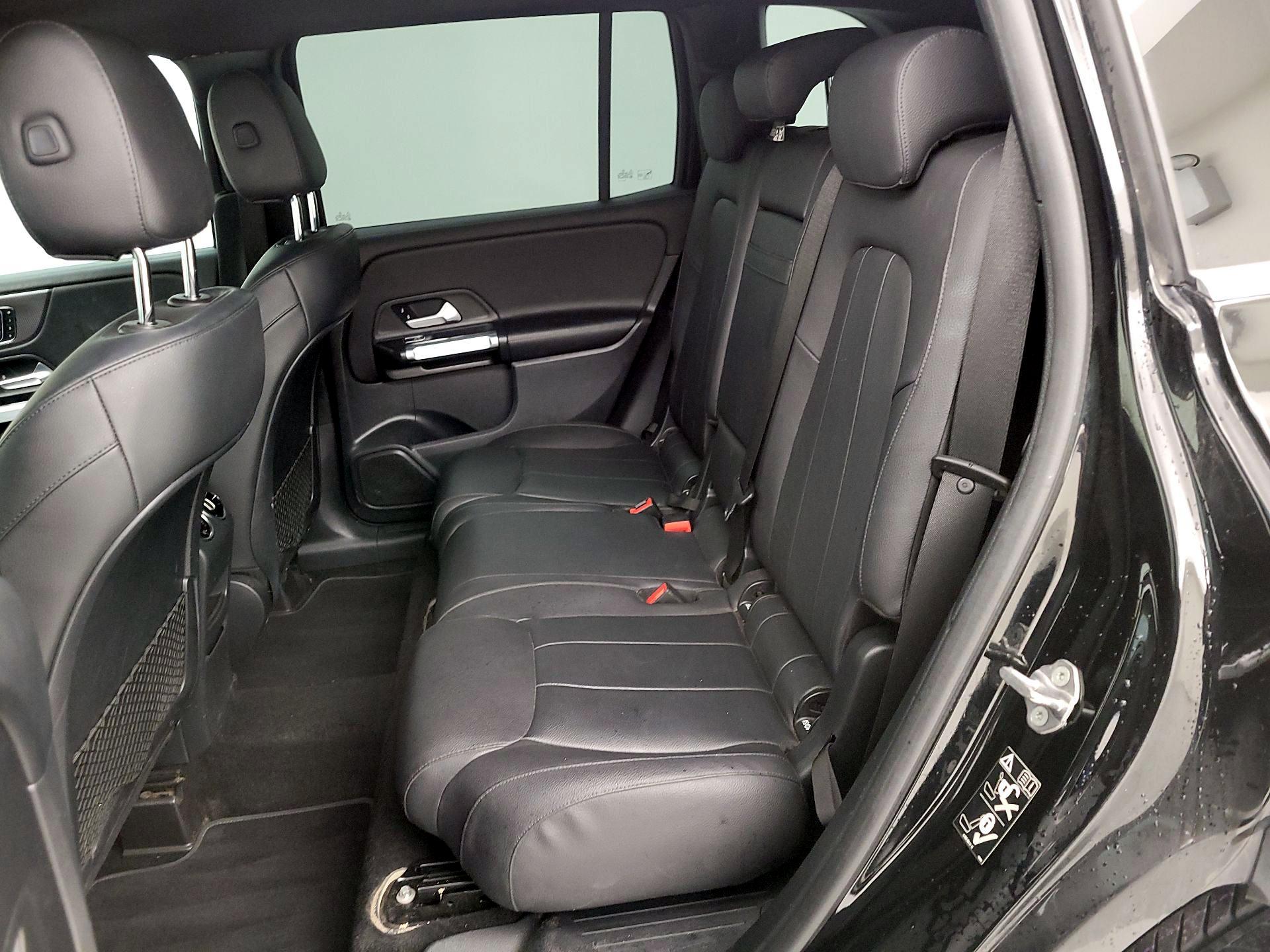 Thumbnail: 2023 Mercedes-Benz GLB - 20