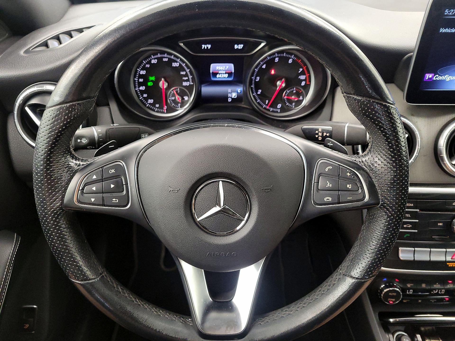 Thumbnail: 2019 Mercedes-Benz CLA - 10